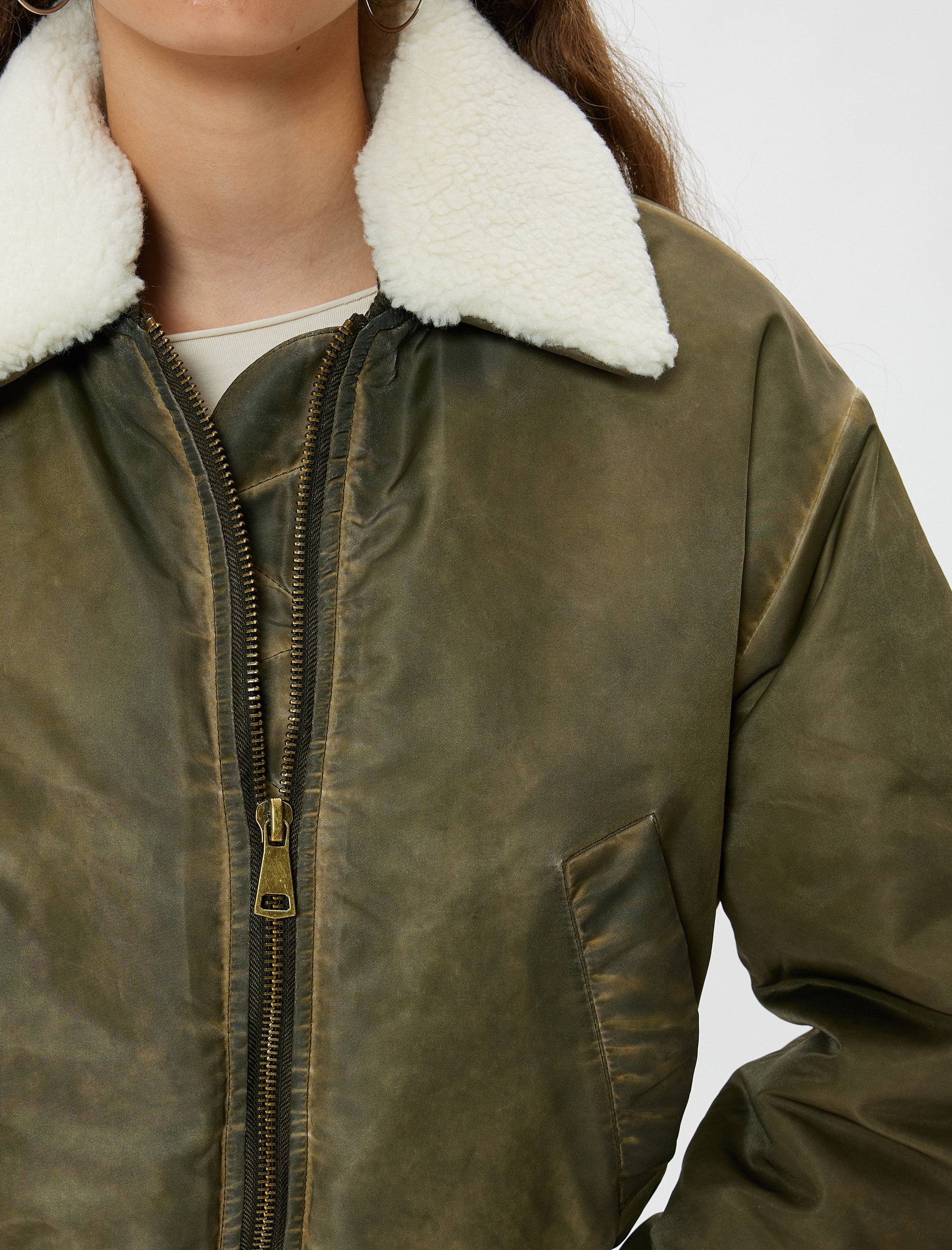 Deri Görünümlü Oversize Crop Ceket Suni Kürk Yaka Fermuarlı