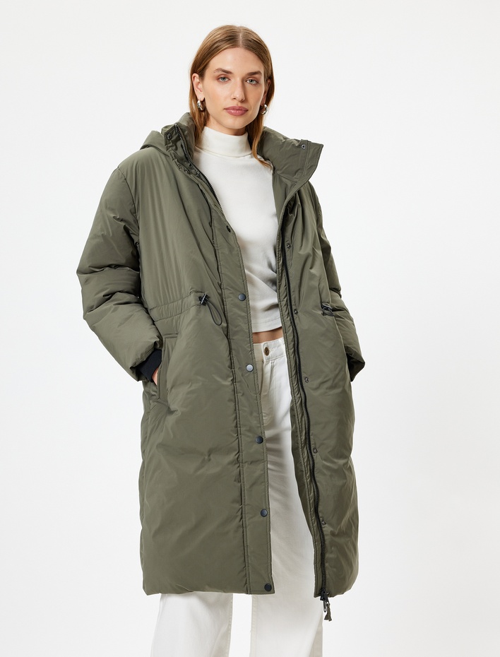  Uzun Şişme Mont Kapüşonlu Fermuarlı Cepli Rahat Kalıp