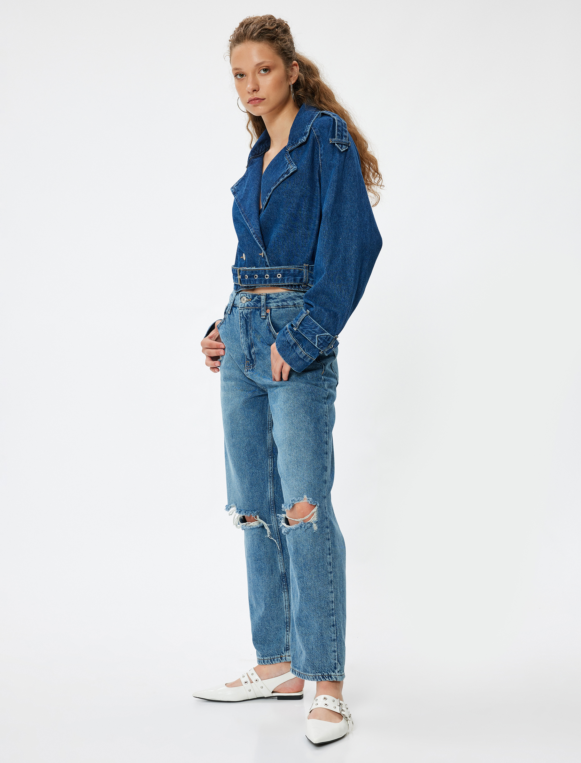   Standart Bel Düz Paça Yıpratılmış Kot Pantolon - Straight Fit Jeans