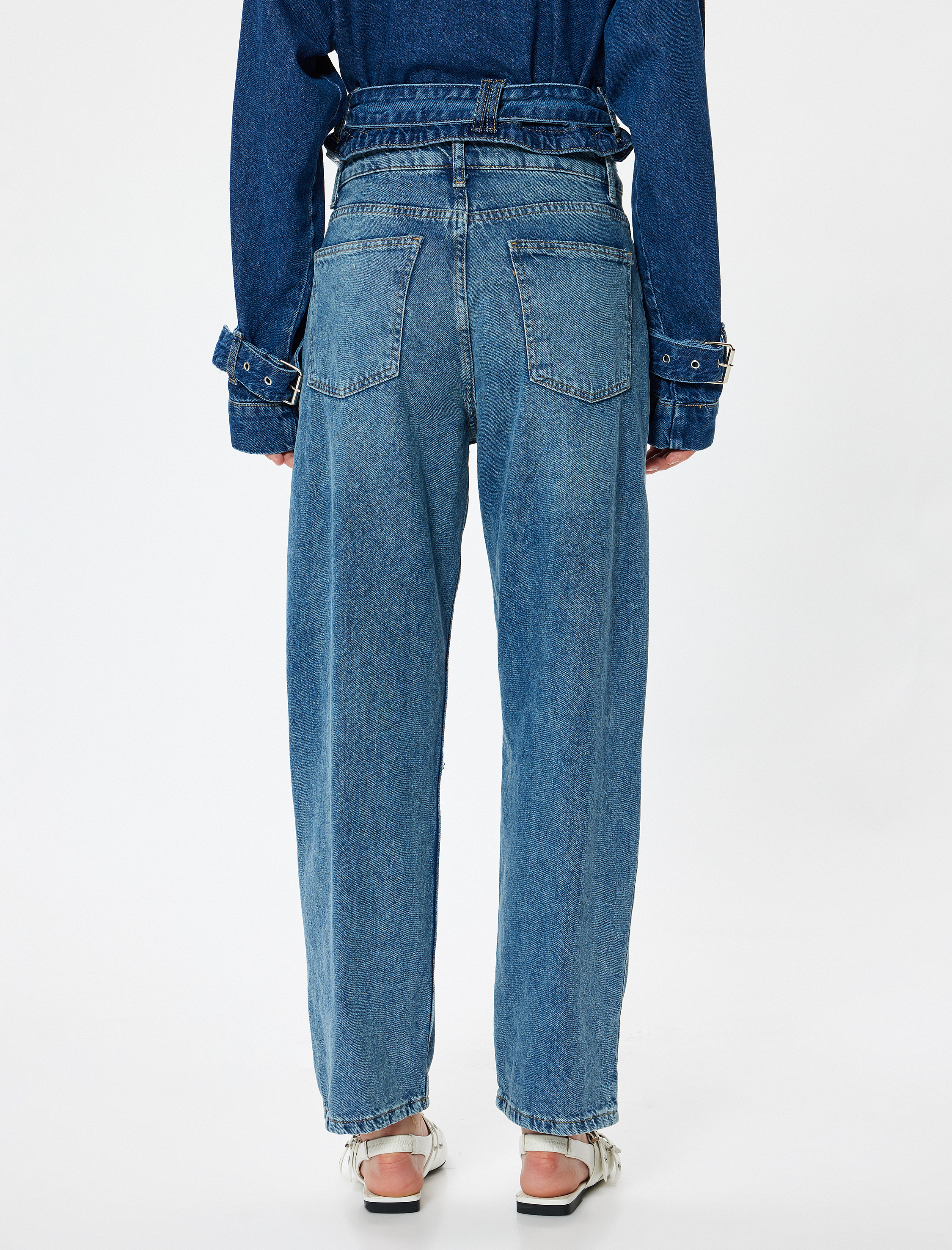   Standart Bel Düz Paça Yıpratılmış Kot Pantolon - Straight Fit Jeans