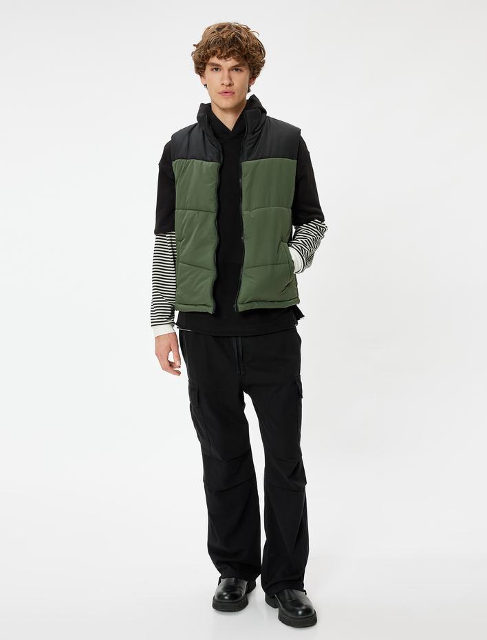  Şişme Yelek Dik Yaka Slim Fit Fermuarlı Renk Bloklu Cep Detaylı