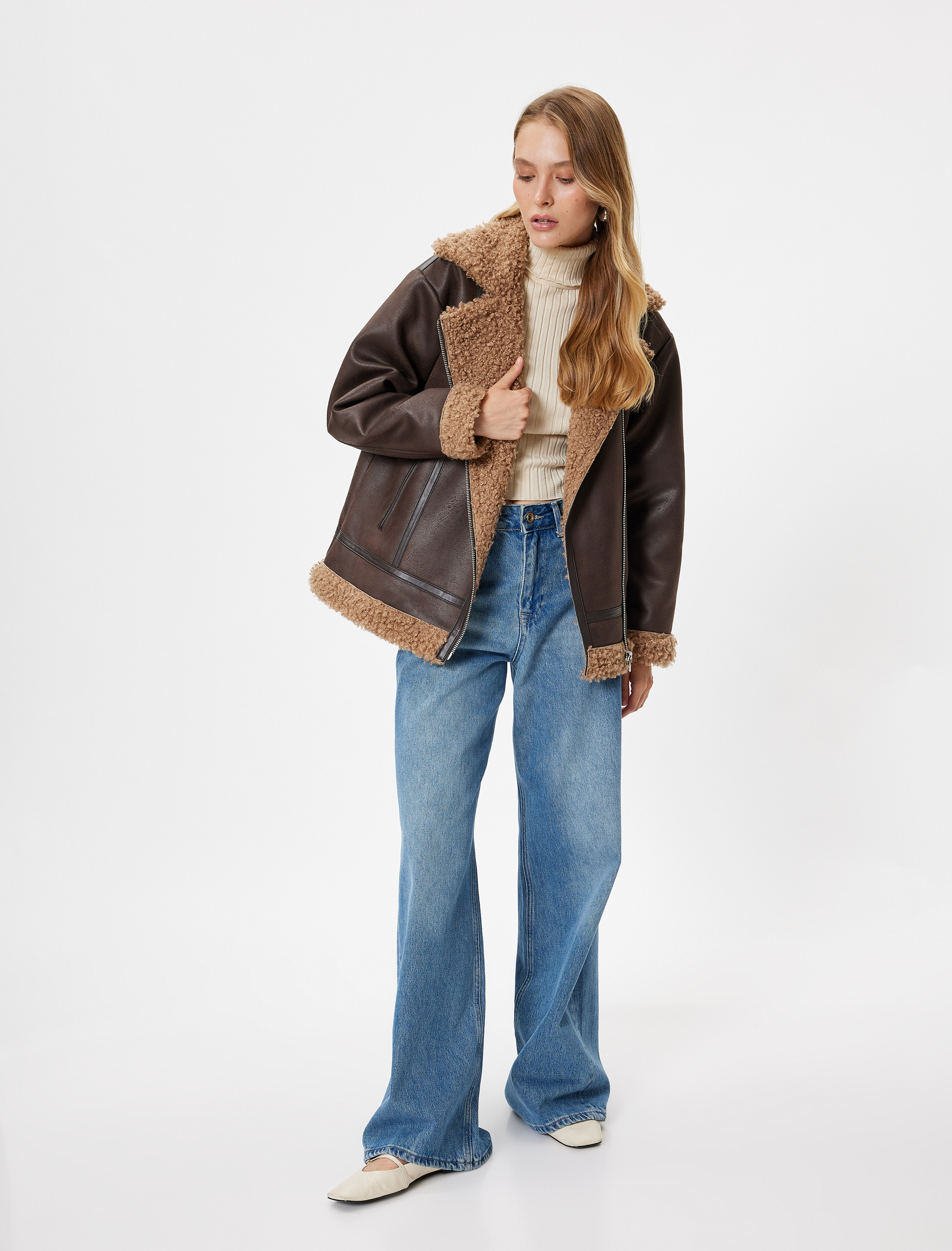   Koton X Sima Tarkan - Yakası Suni Kürklü Fermuarlı Cepli Suni Deri Oversize Biker Ceket