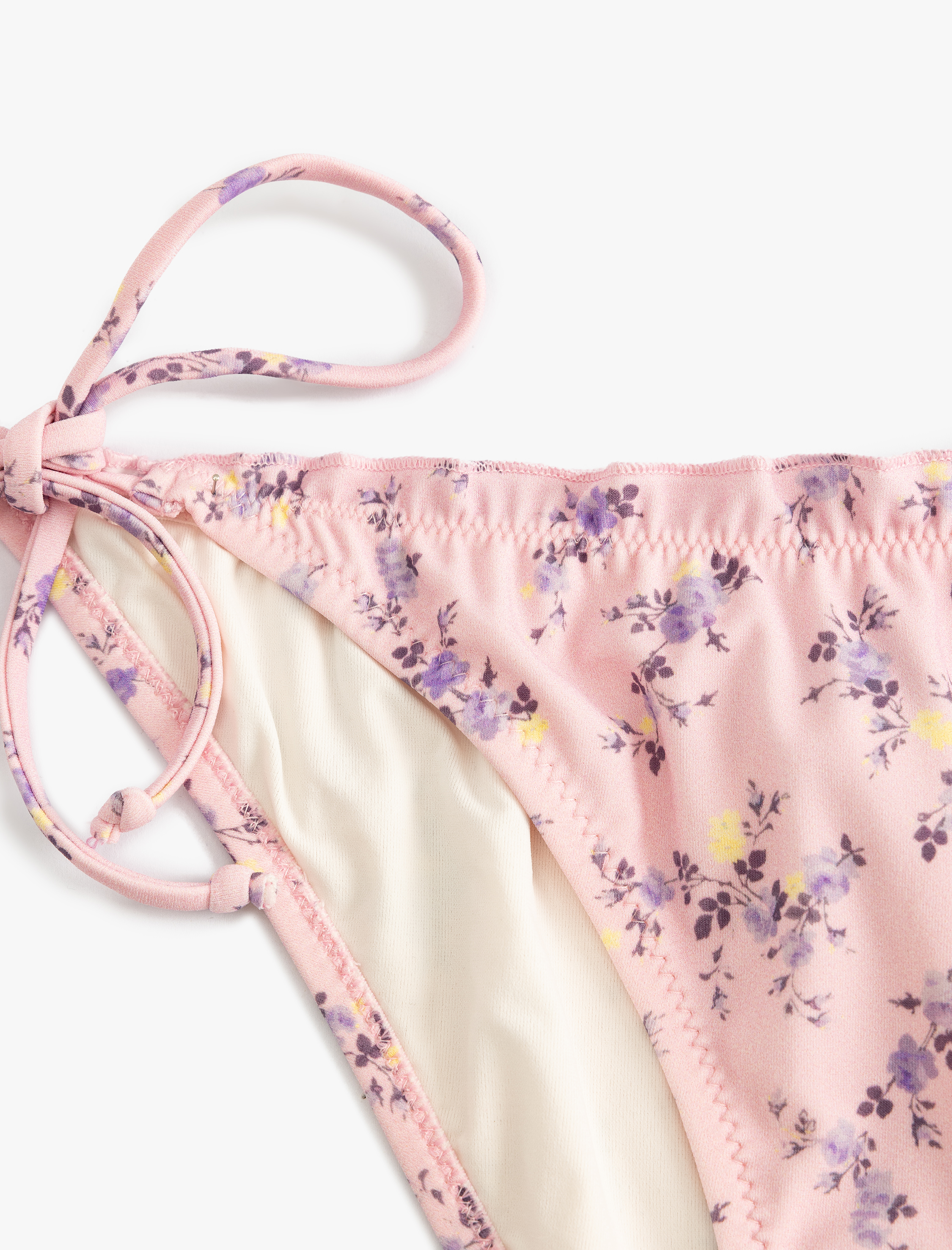   Çiçekli İpli Bikini Altı