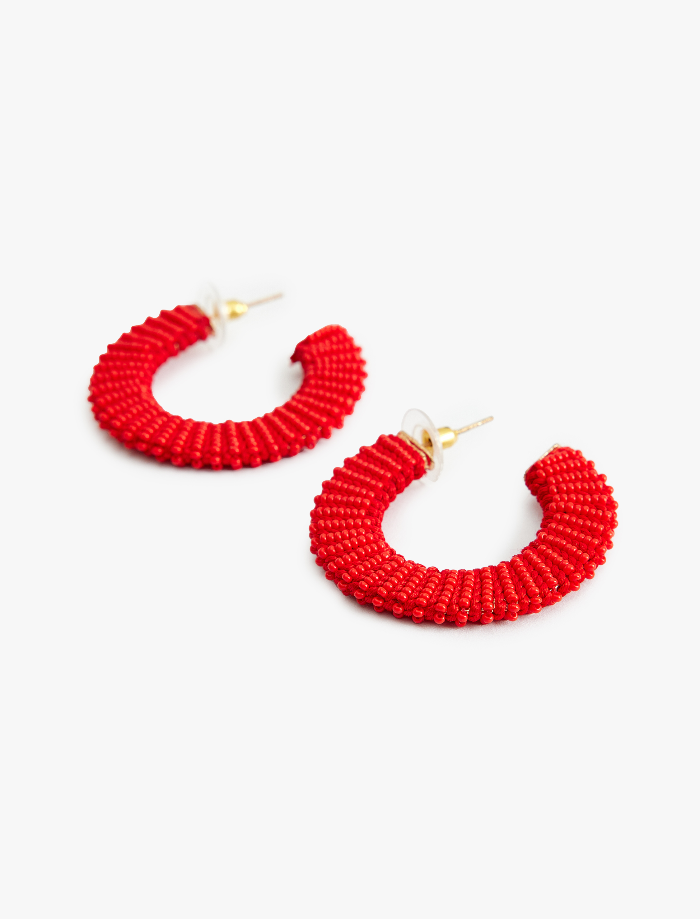  Kadın Boncuklu Halka Küpe