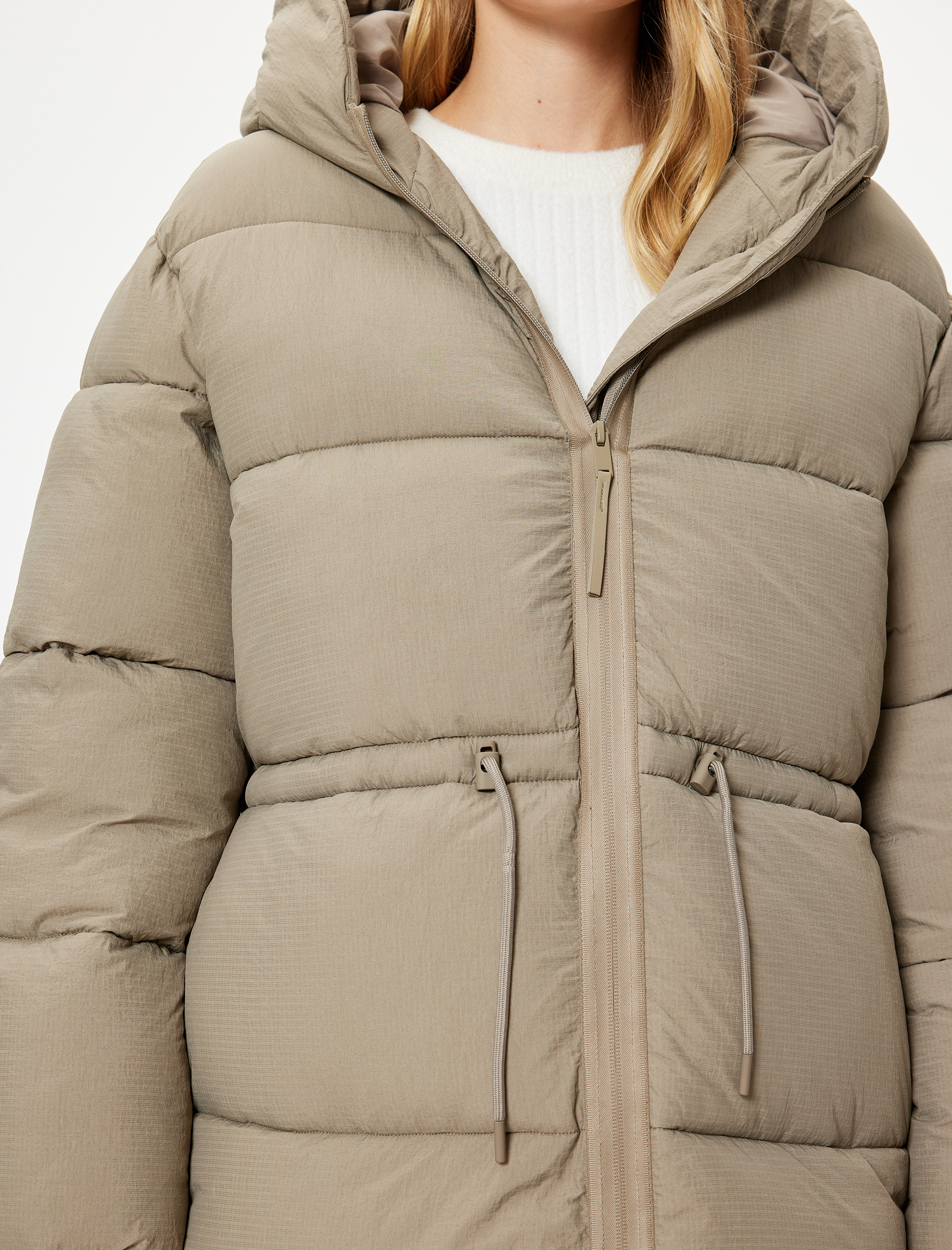 Kapşonlu Şişme Mont Oversize Cepli Fermuarlı