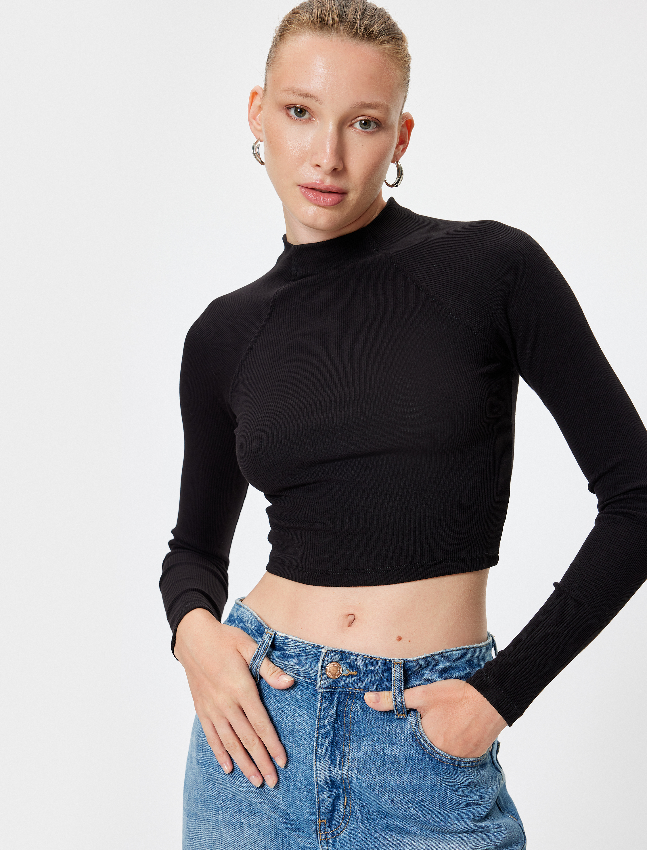   Dik Yaka Fitilli Body Uzun Kollu Slim Fit Pamuklu