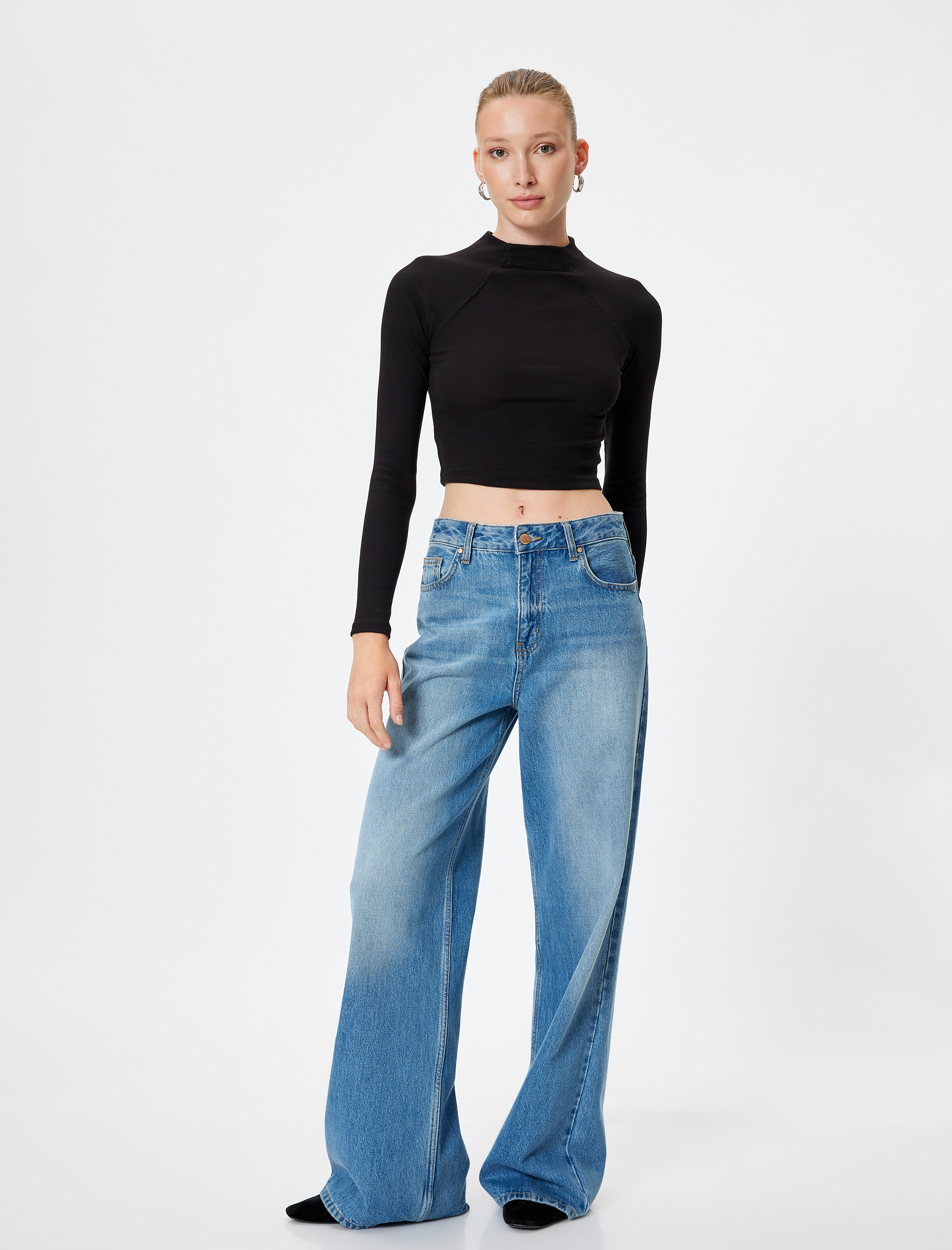   Dik Yaka Fitilli Body Uzun Kollu Slim Fit Pamuklu