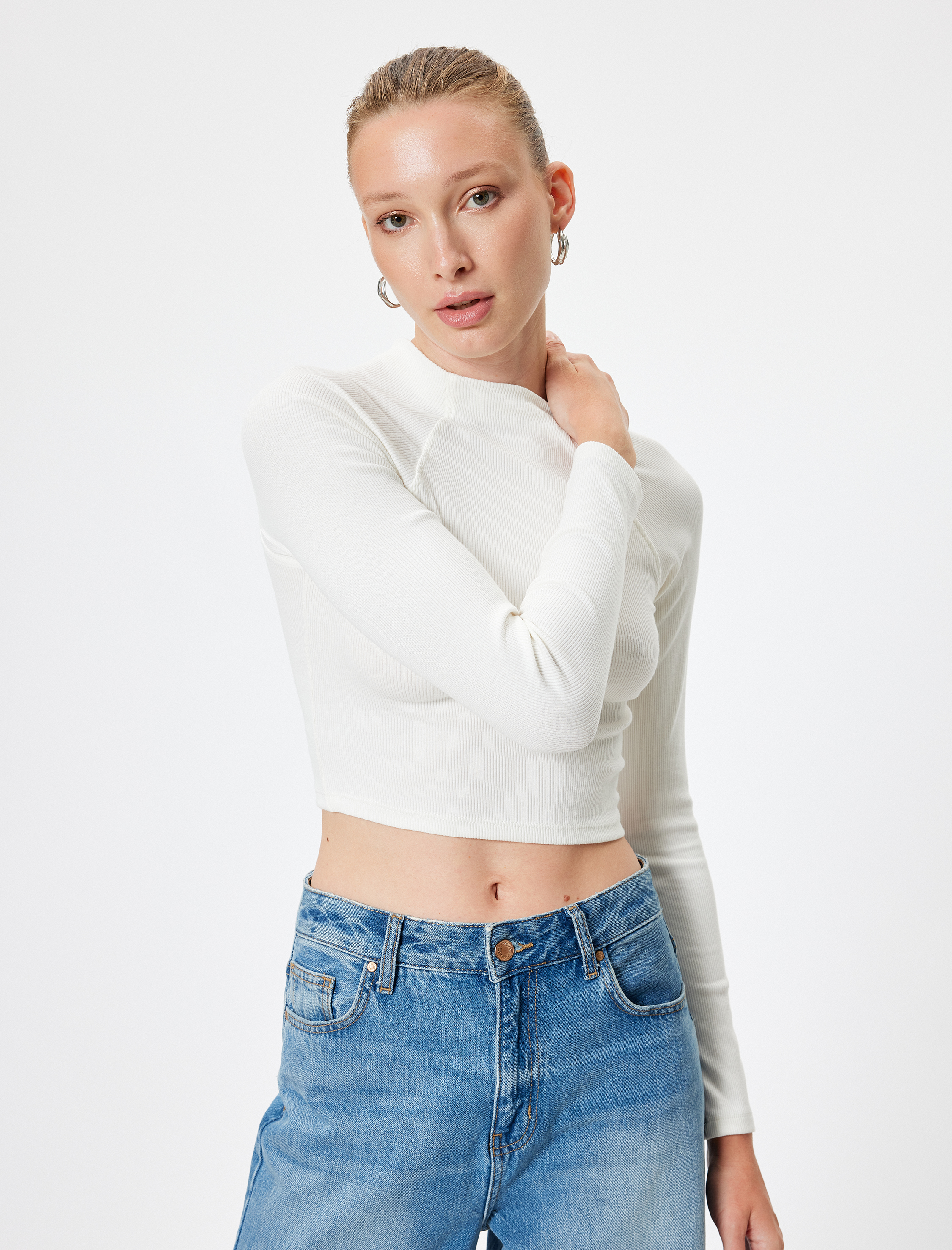   Dik Yaka Fitilli Body Uzun Kollu Slim Fit Pamuklu