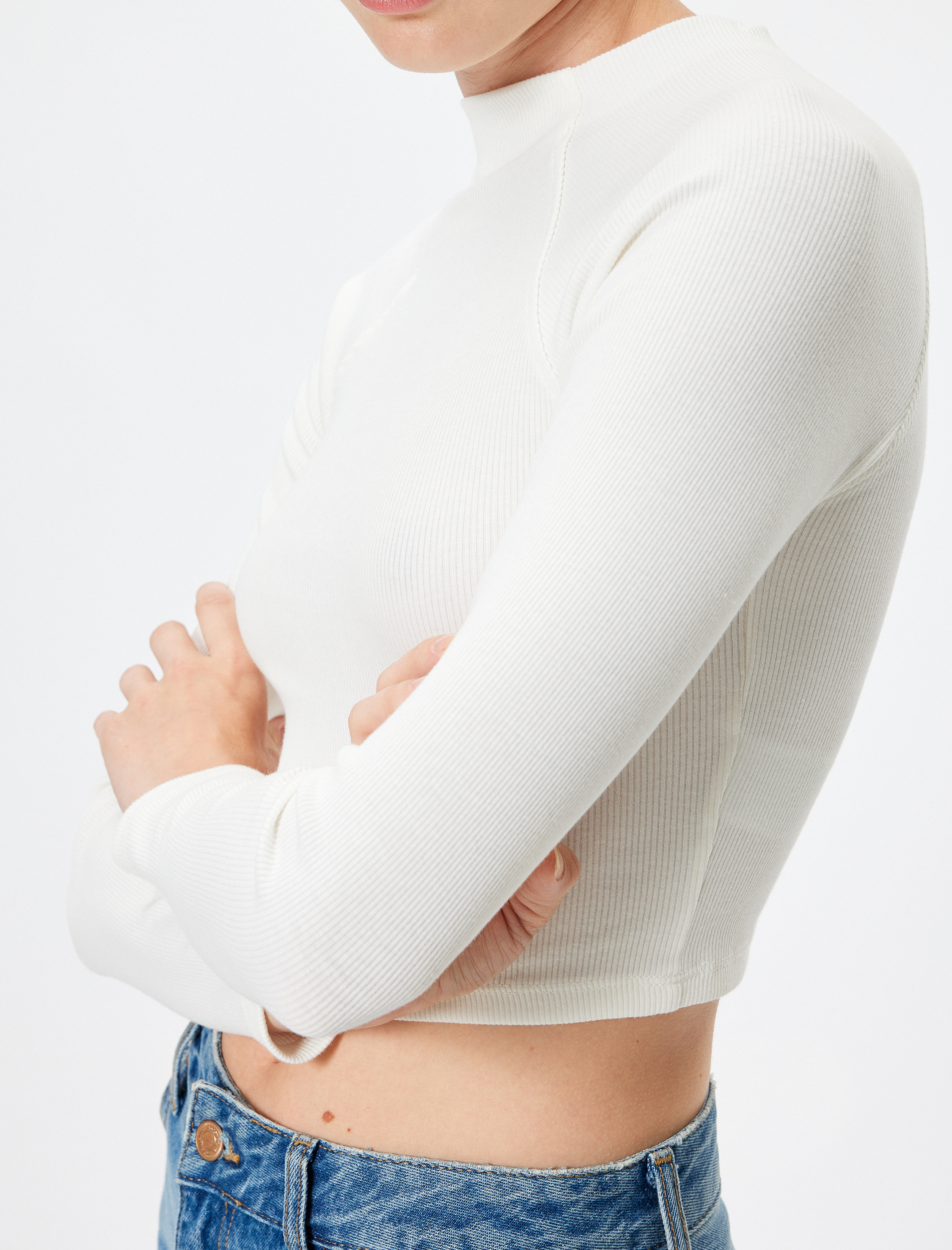   Dik Yaka Fitilli Body Uzun Kollu Slim Fit Pamuklu