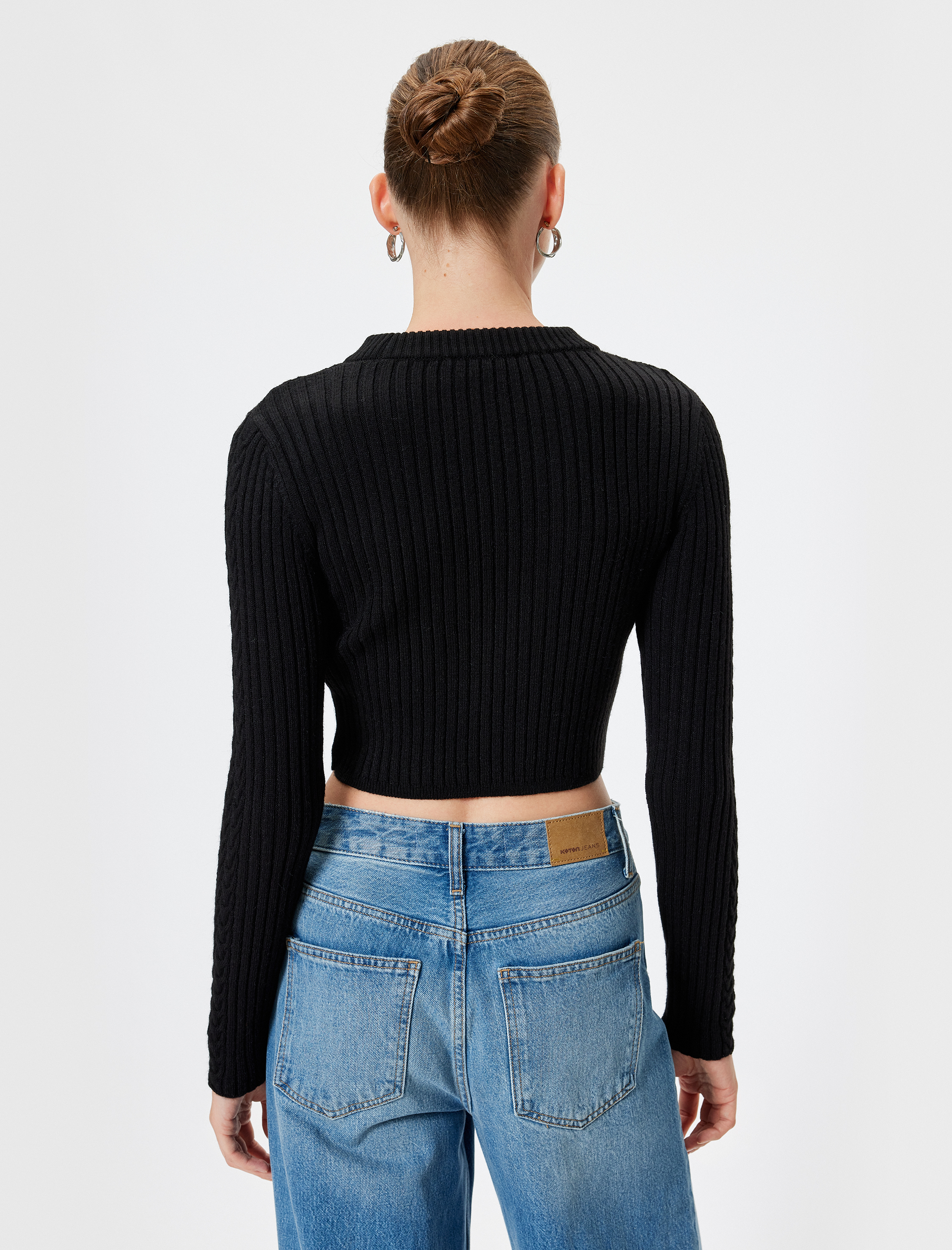 Uzun Kollu Saç Örgü Dokulu Triko Crop Kazak