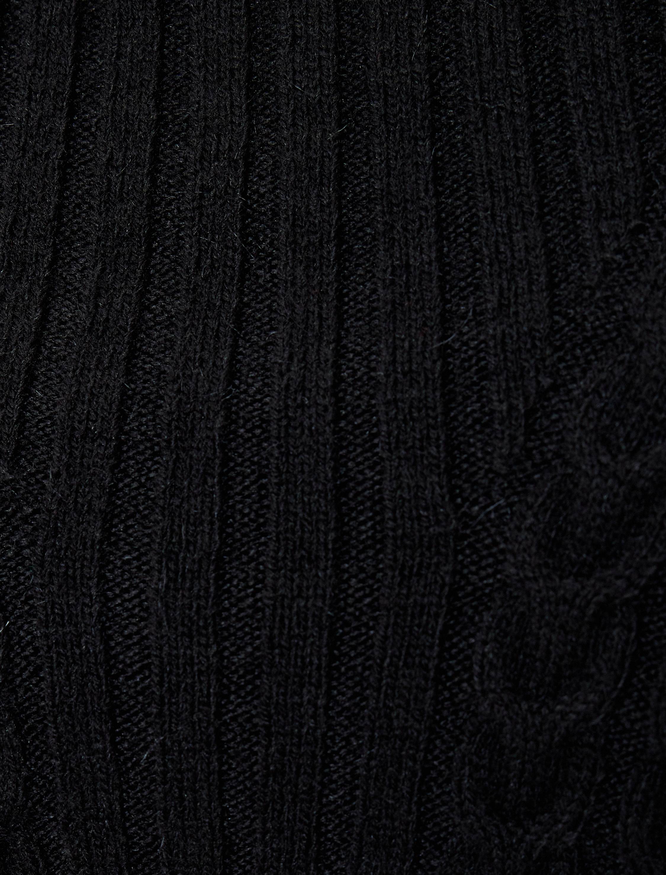 Uzun Kollu Saç Örgü Dokulu Triko Crop Kazak