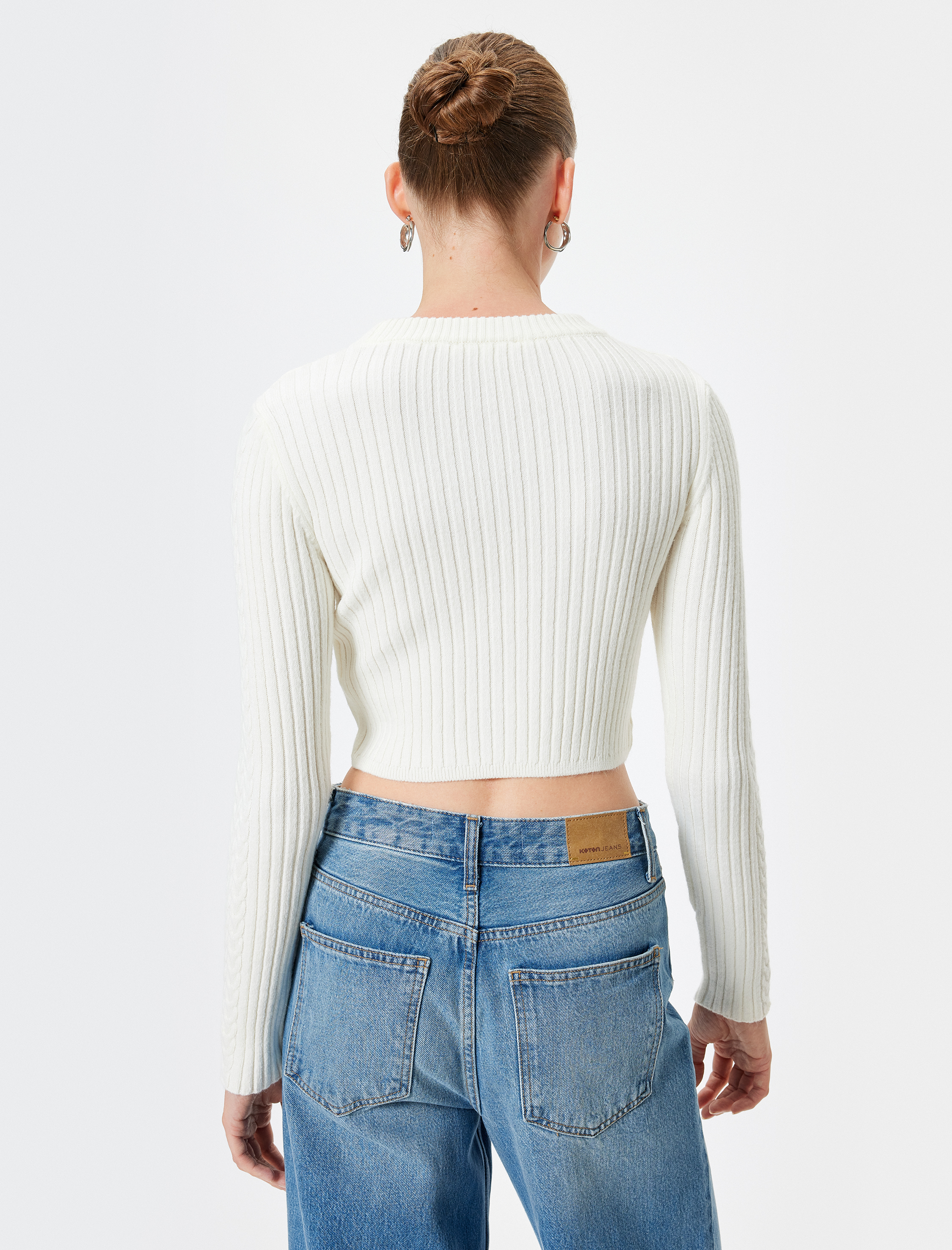 Uzun Kollu Saç Örgü Dokulu Triko Crop Kazak