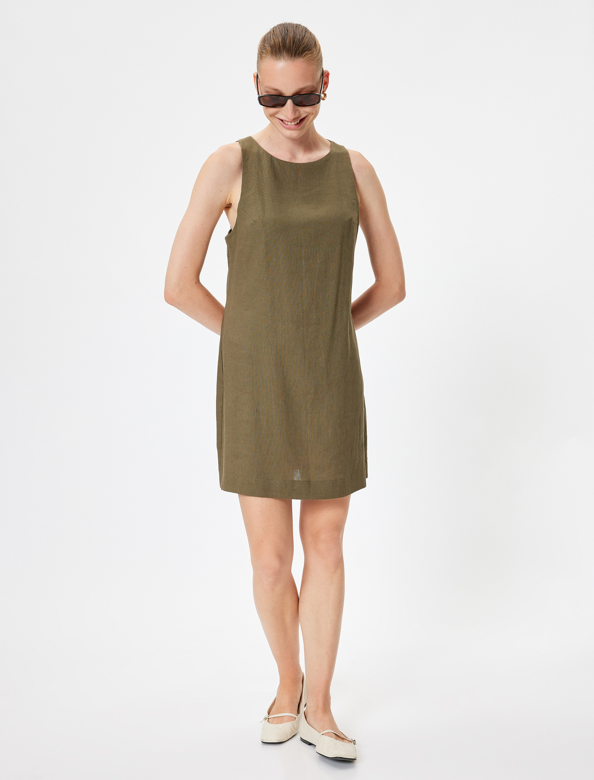   Kolsuz Mini Elbise Yuvarlak Yaka