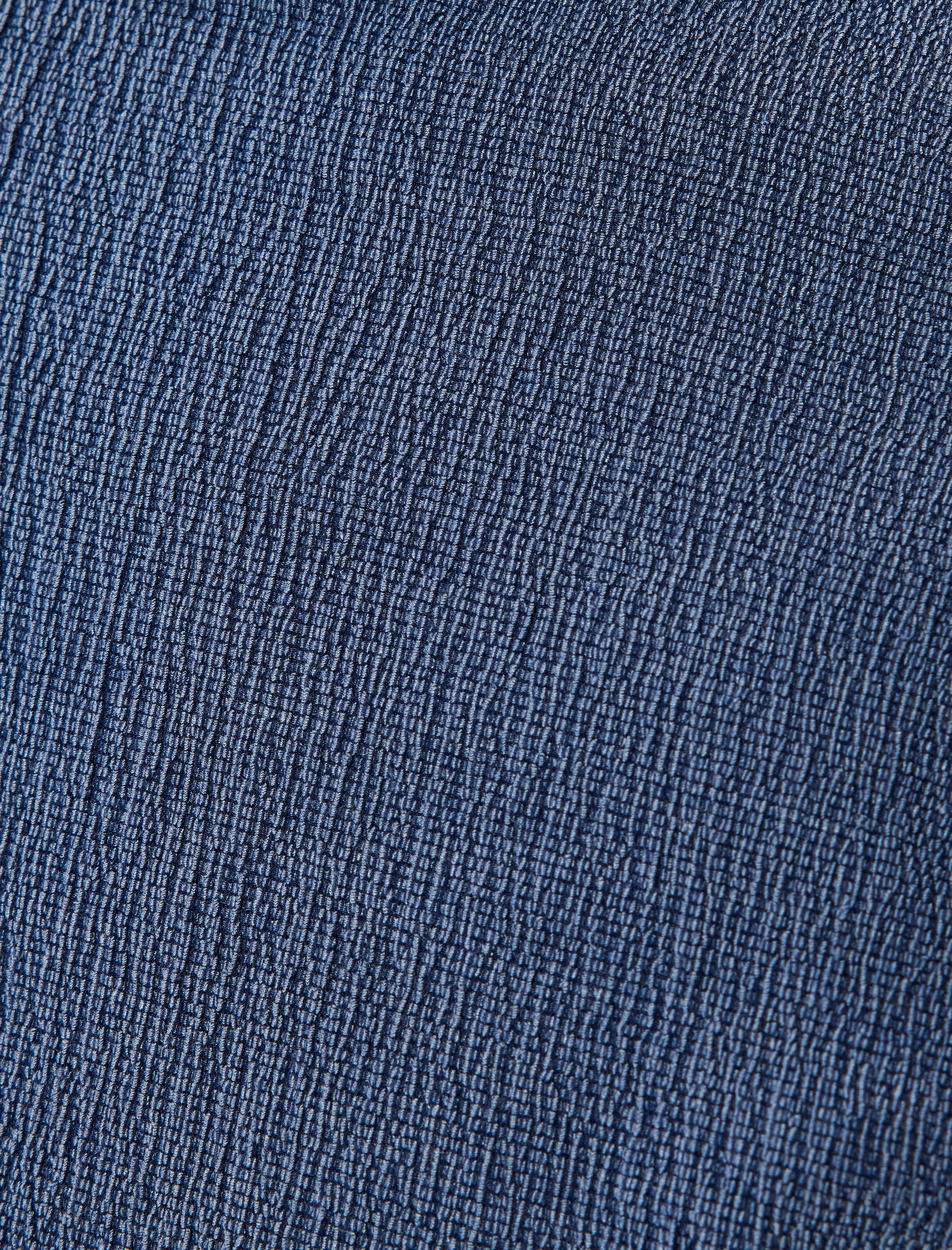   Bisiklet Yaka Slim Fit Dokulu Kap Kol Tişört