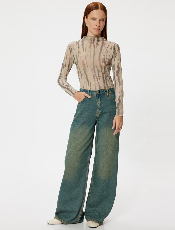  Batik Desenli Tişört Hafif Dik Yaka Uzun Kollu