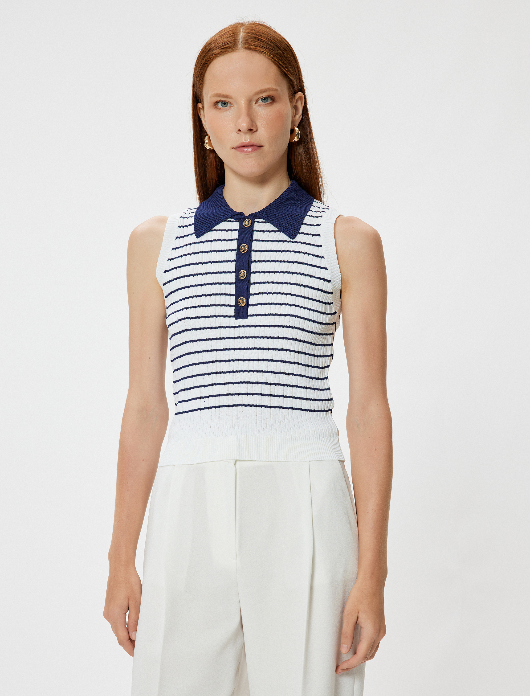 Kolsuz Gold Düğme Detaylı Polo Yaka Triko Üst