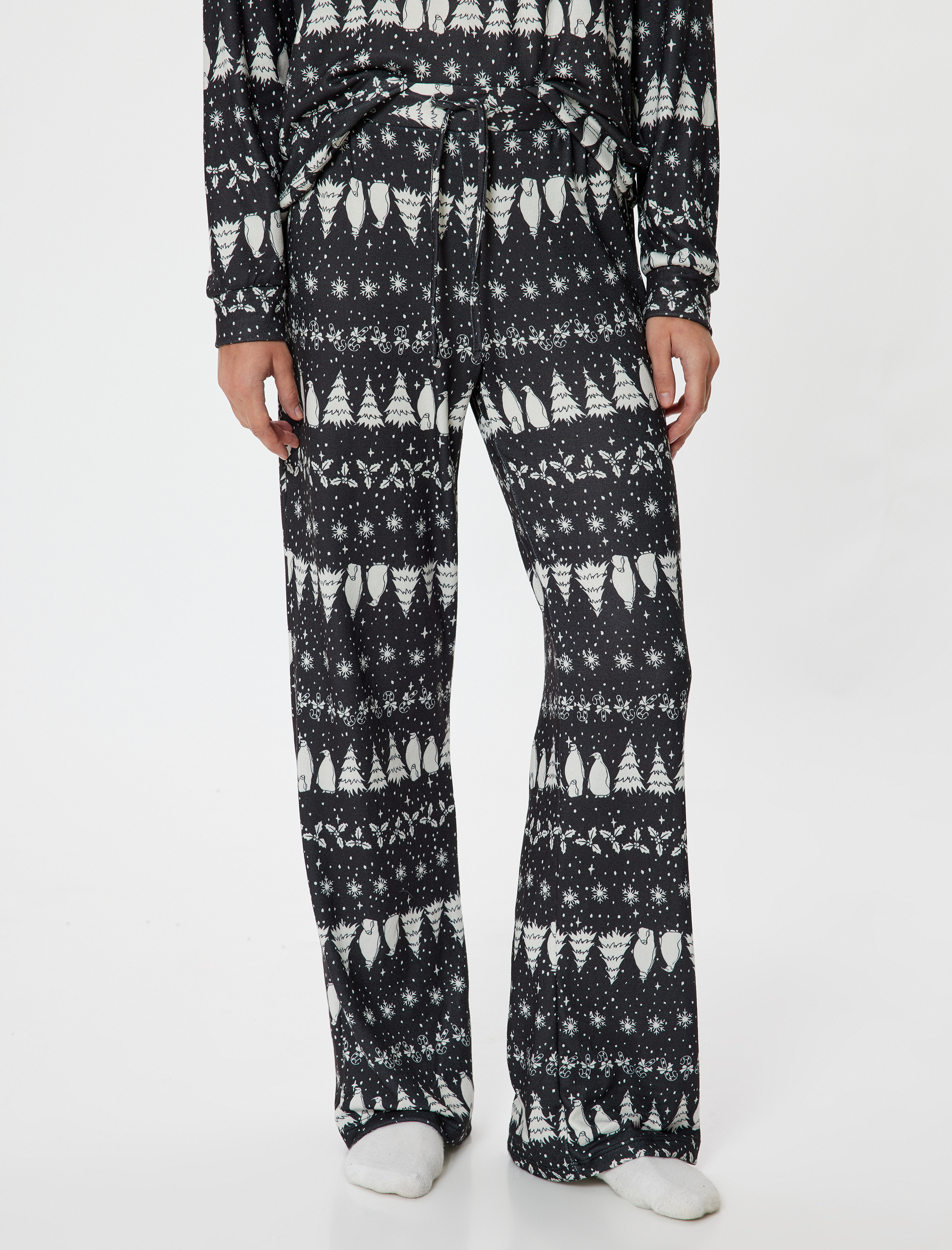 Düz Bol Paça Rahat Kalıp Yılbaşı Temalı Pijama Altı