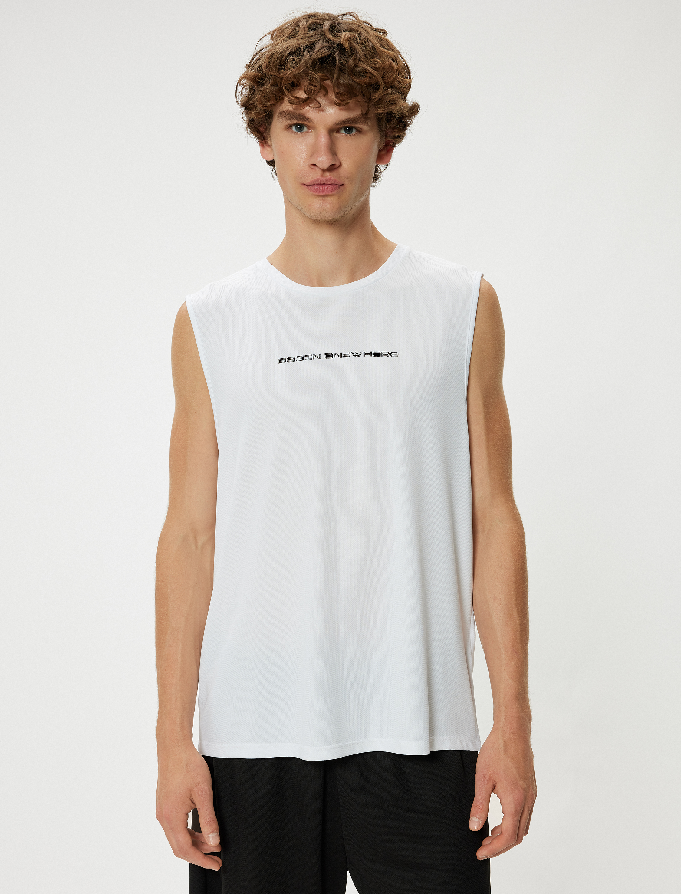   Arkası Baskılı Bisiklet Yaka Kolsuz Spor Atlet