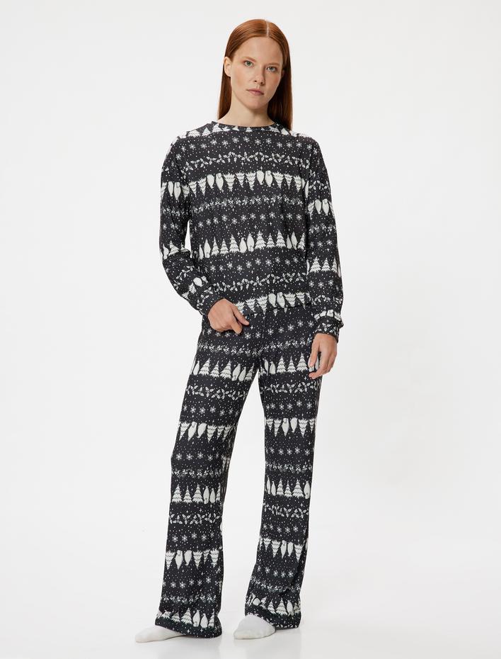  Baskılı Uzun Kollu Bisiklet Yaka Yılbaşı Temalı Pijama Üstü