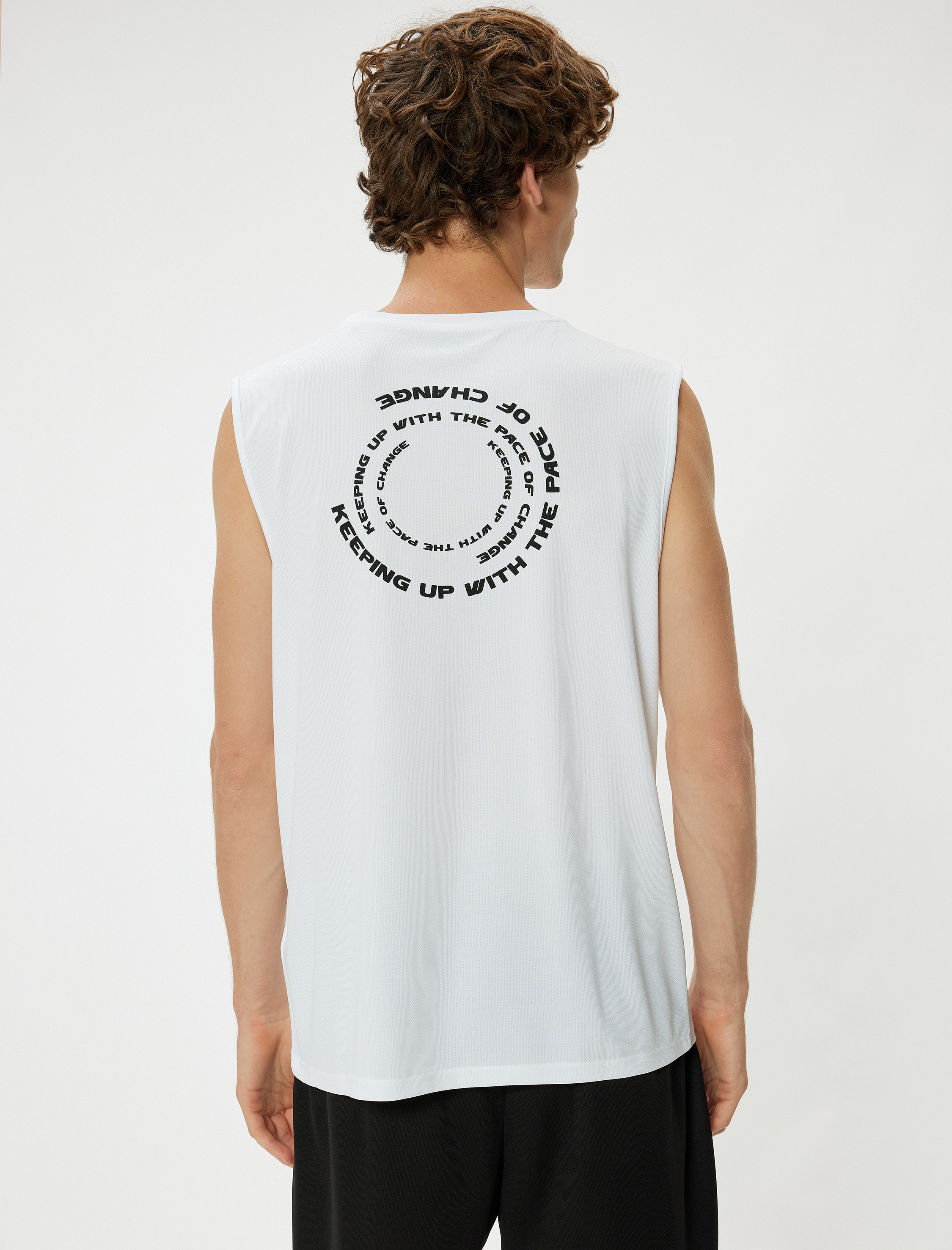   Arkası Baskılı Bisiklet Yaka Kolsuz Spor Atlet