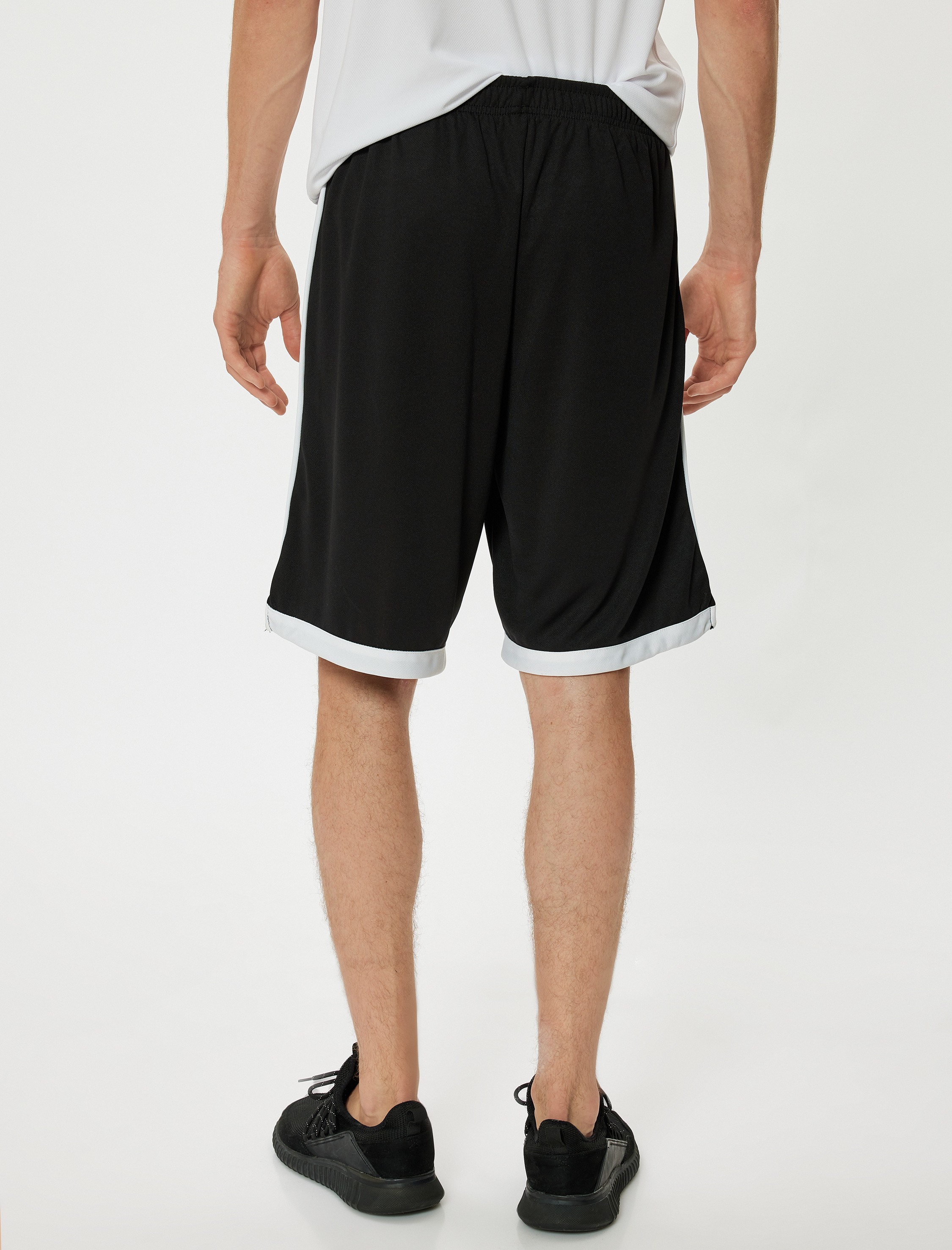   Oversize Slogan Baskılı Biyeli Cep Detaylı Beli Lastikli Spor Şort