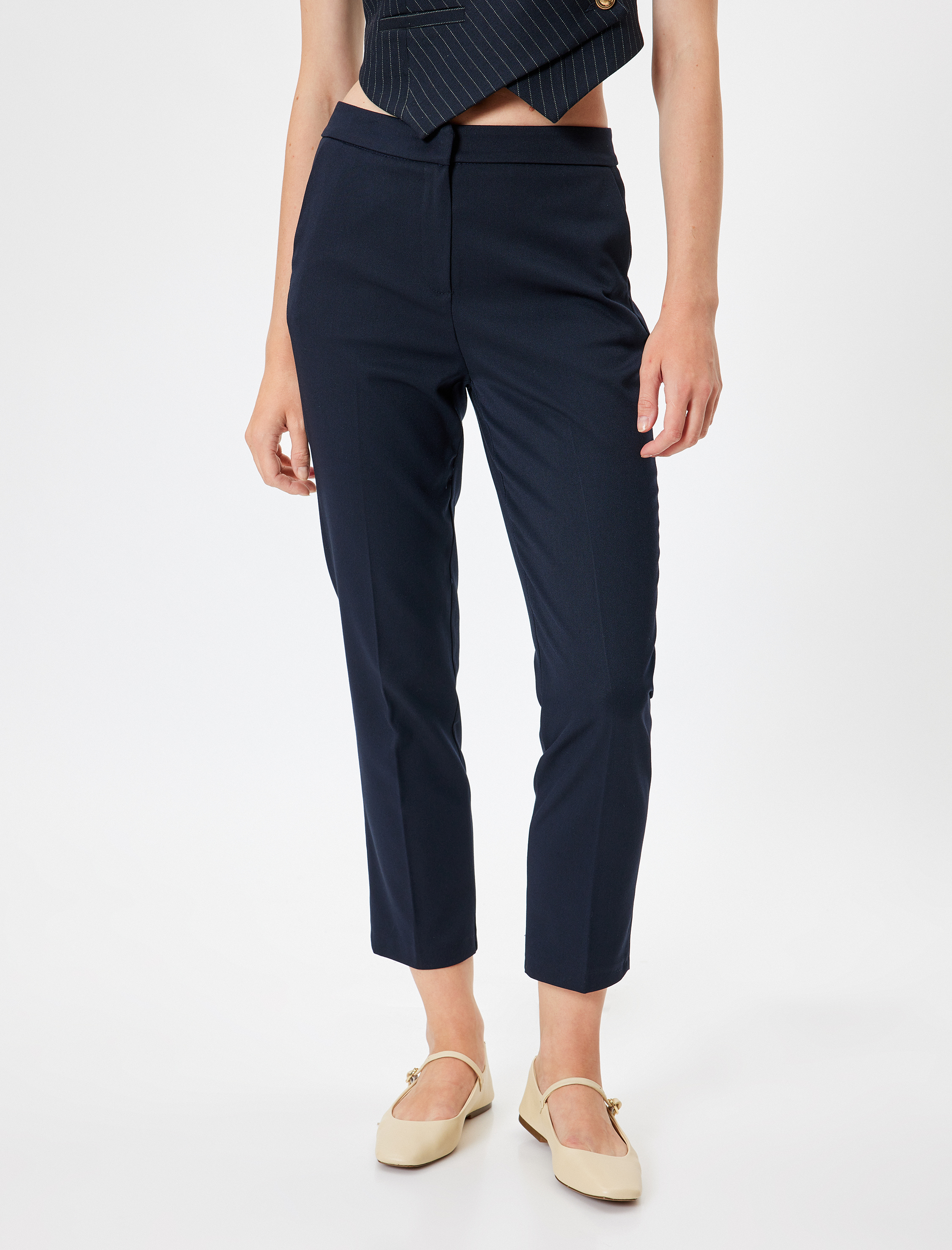   Regular Fit Cepli Kısa Paça Cigarette Pantolon