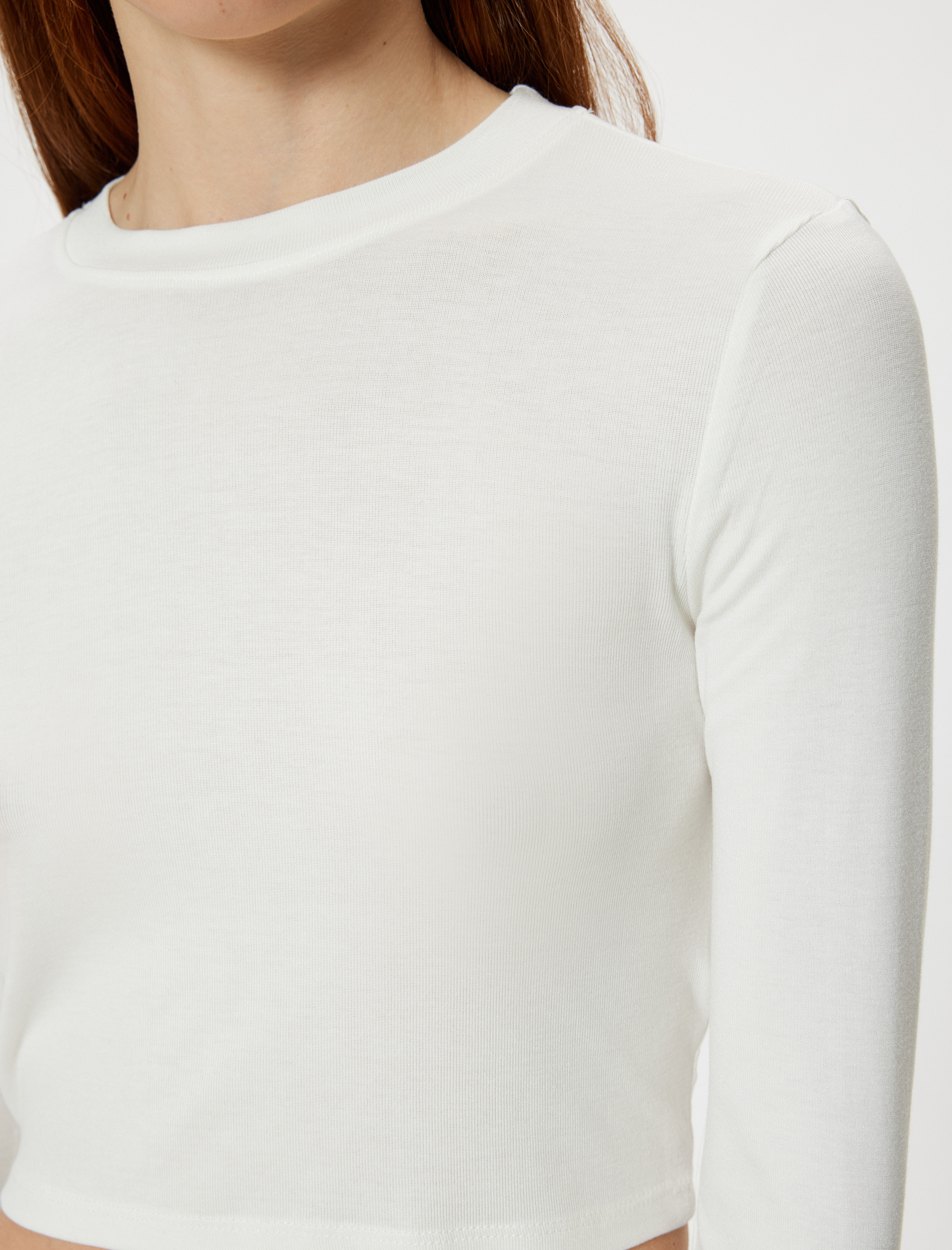   Uzun Kollu Crop Basic Body Yuvarlak Yaka Viskon Kumaş