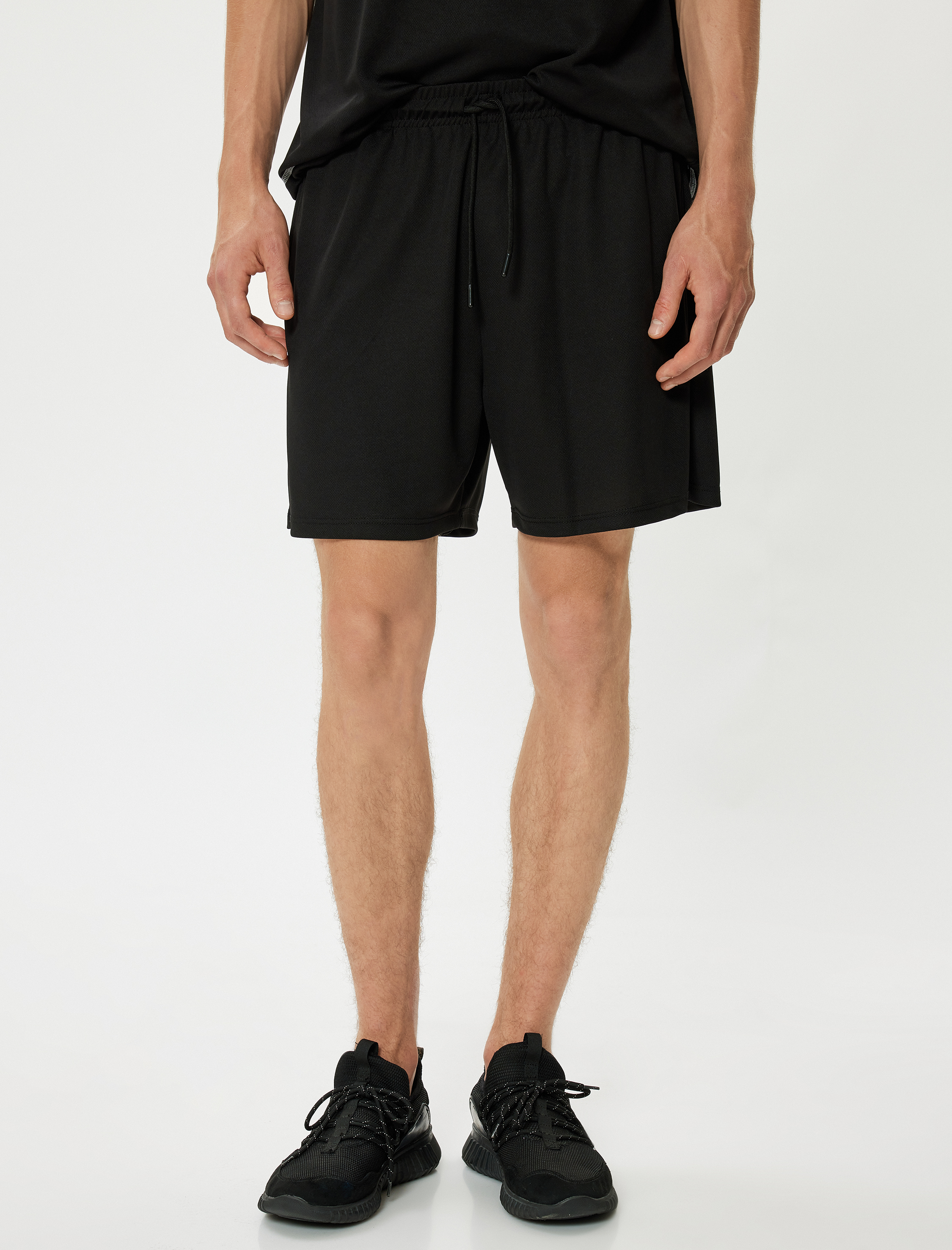 Spor Şort Basic Beli Bağcıklı Cep Detaylı