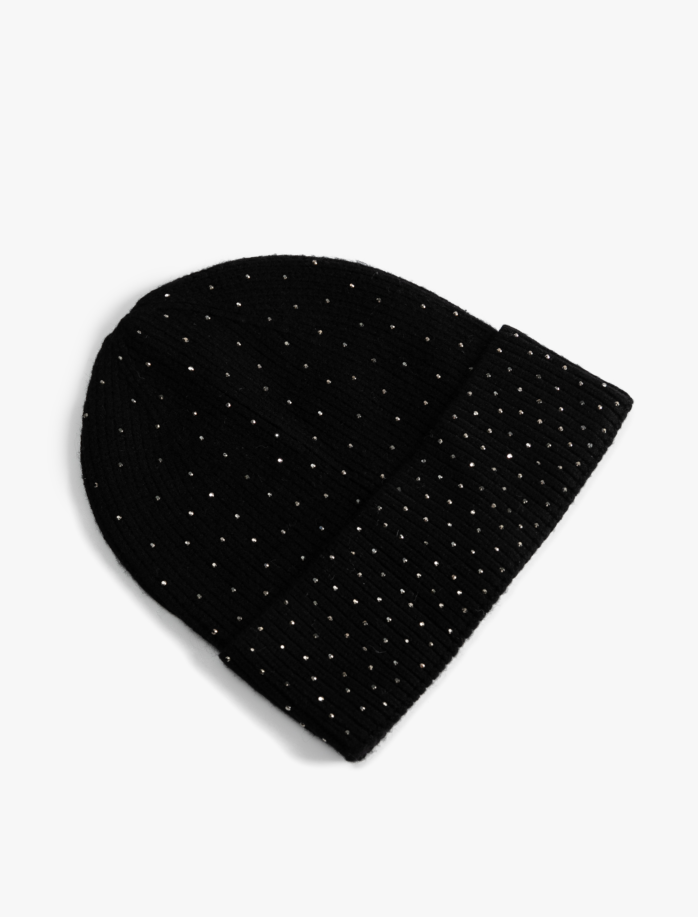  Kadın Örgü Bere Taş Detaylı Katlamalı