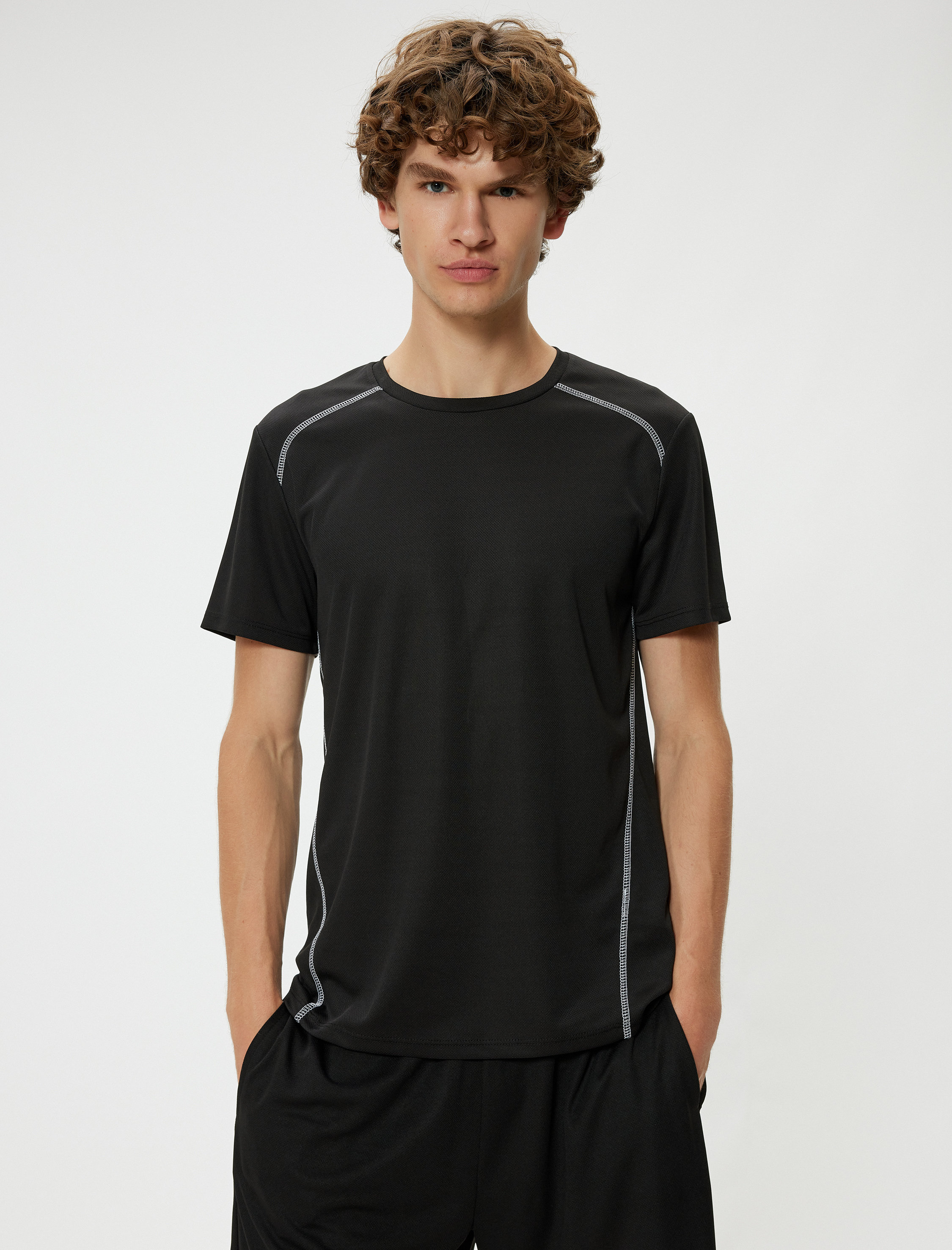   Spor Tişört Bisiklet Yaka Kısa Kollu Dikiş Detaylı