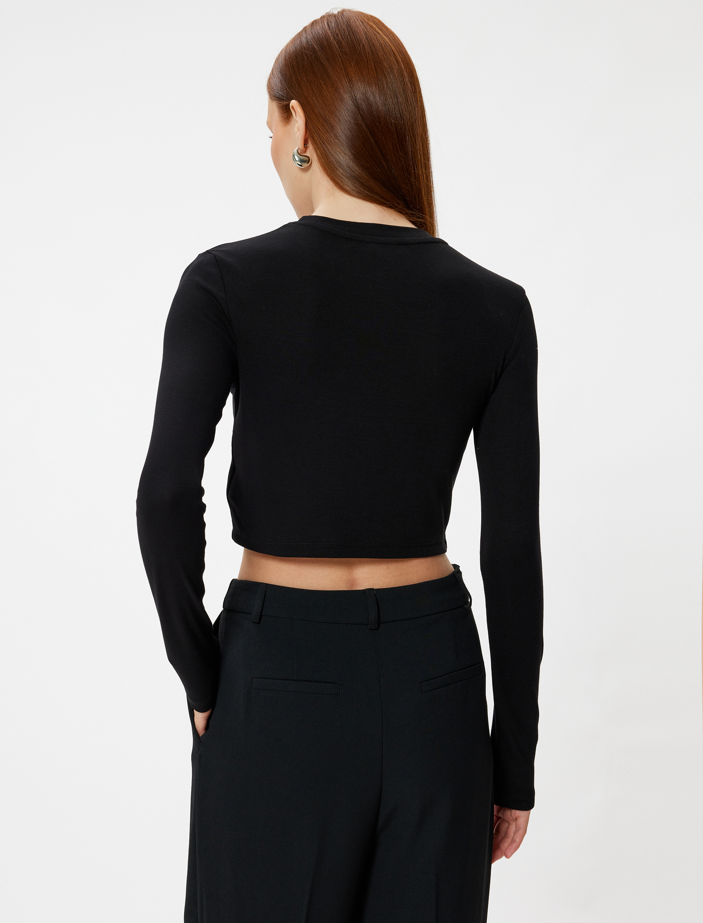   Uzun Kollu Crop Basic Body Yuvarlak Yaka Viskon Kumaş