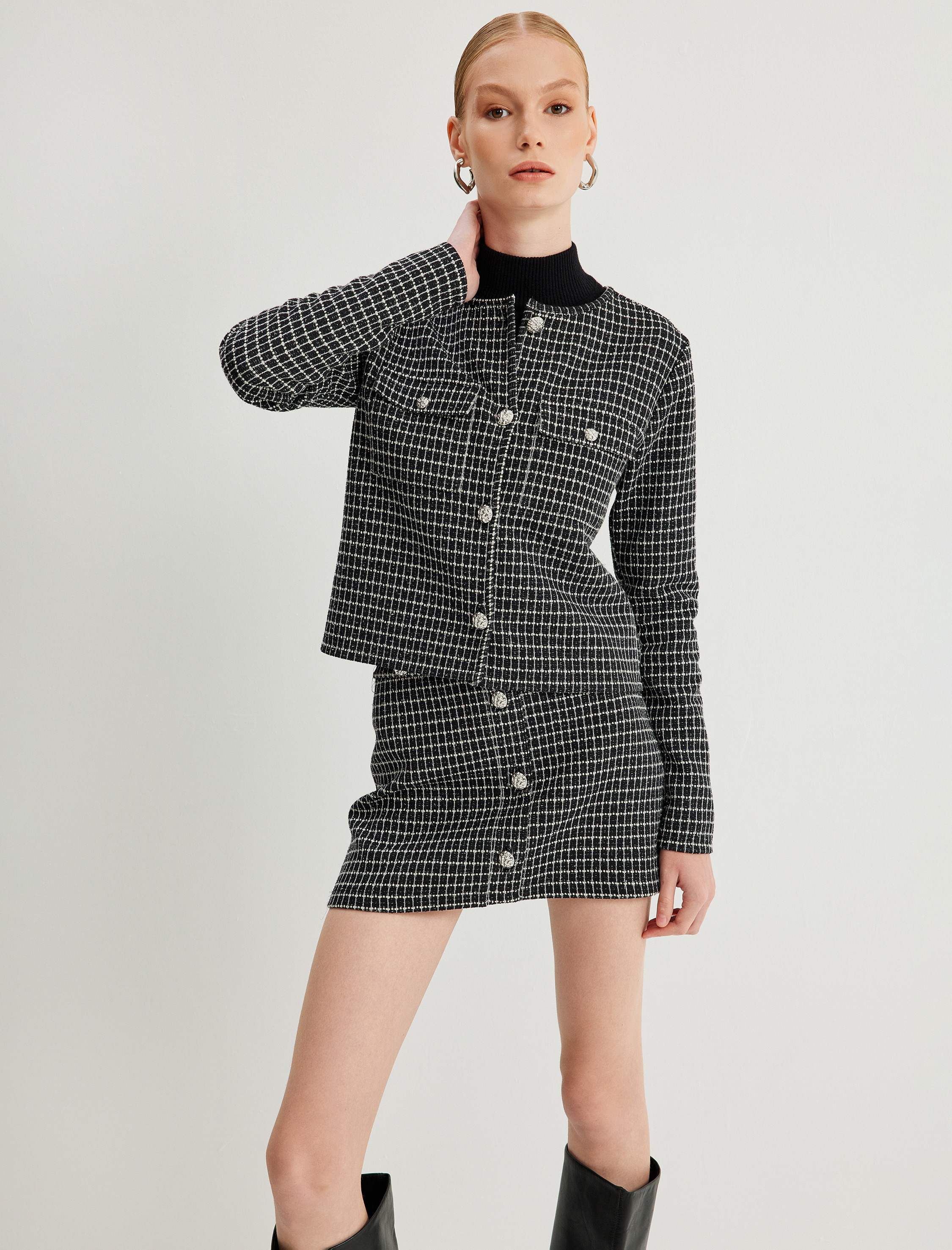   Düğme Detaylı Standart Bel Mini Tüvit Etek