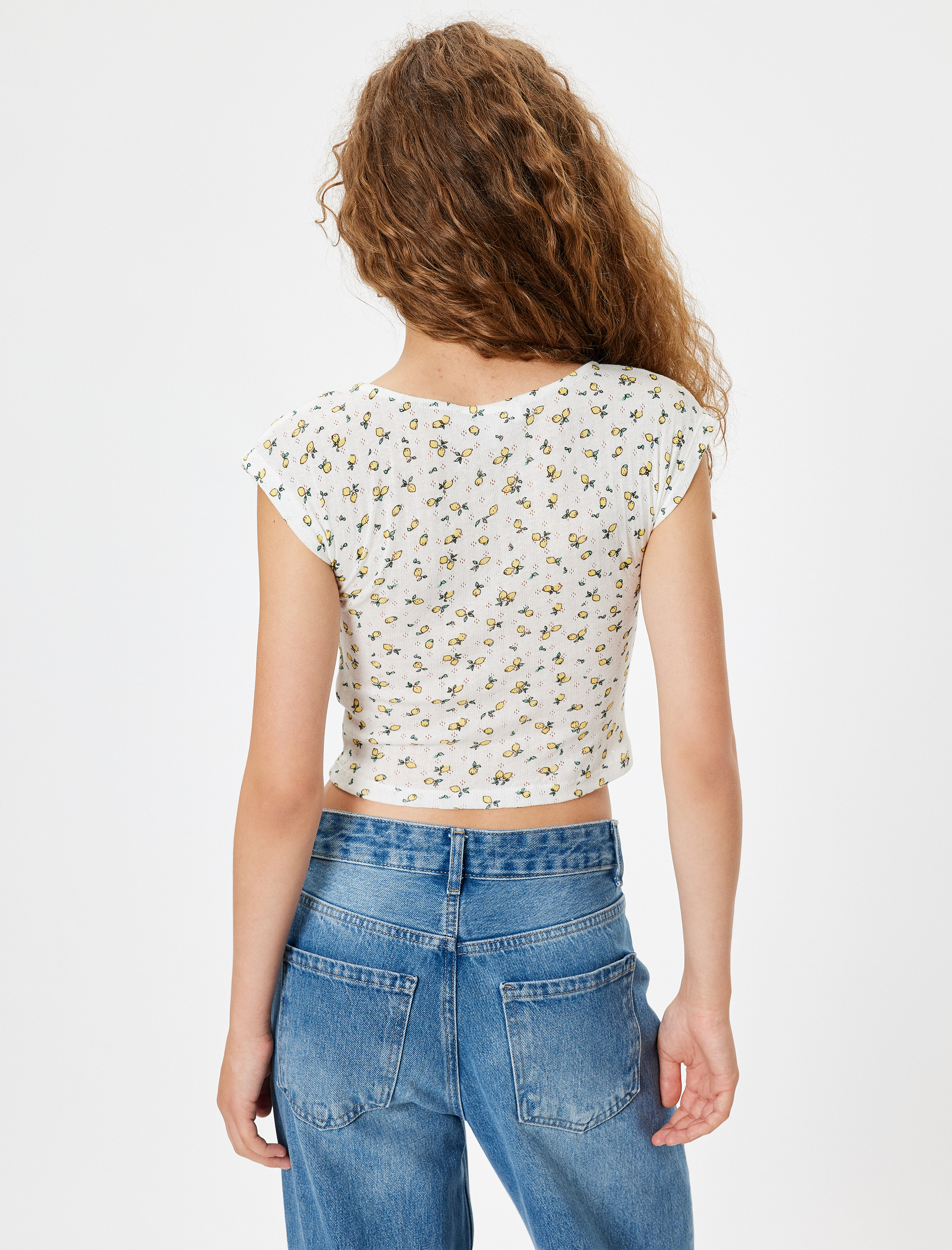 Meyve Baskılı Tişört Fiyonklu Kap Kol Kare Yaka Slim Fit Pamuklu