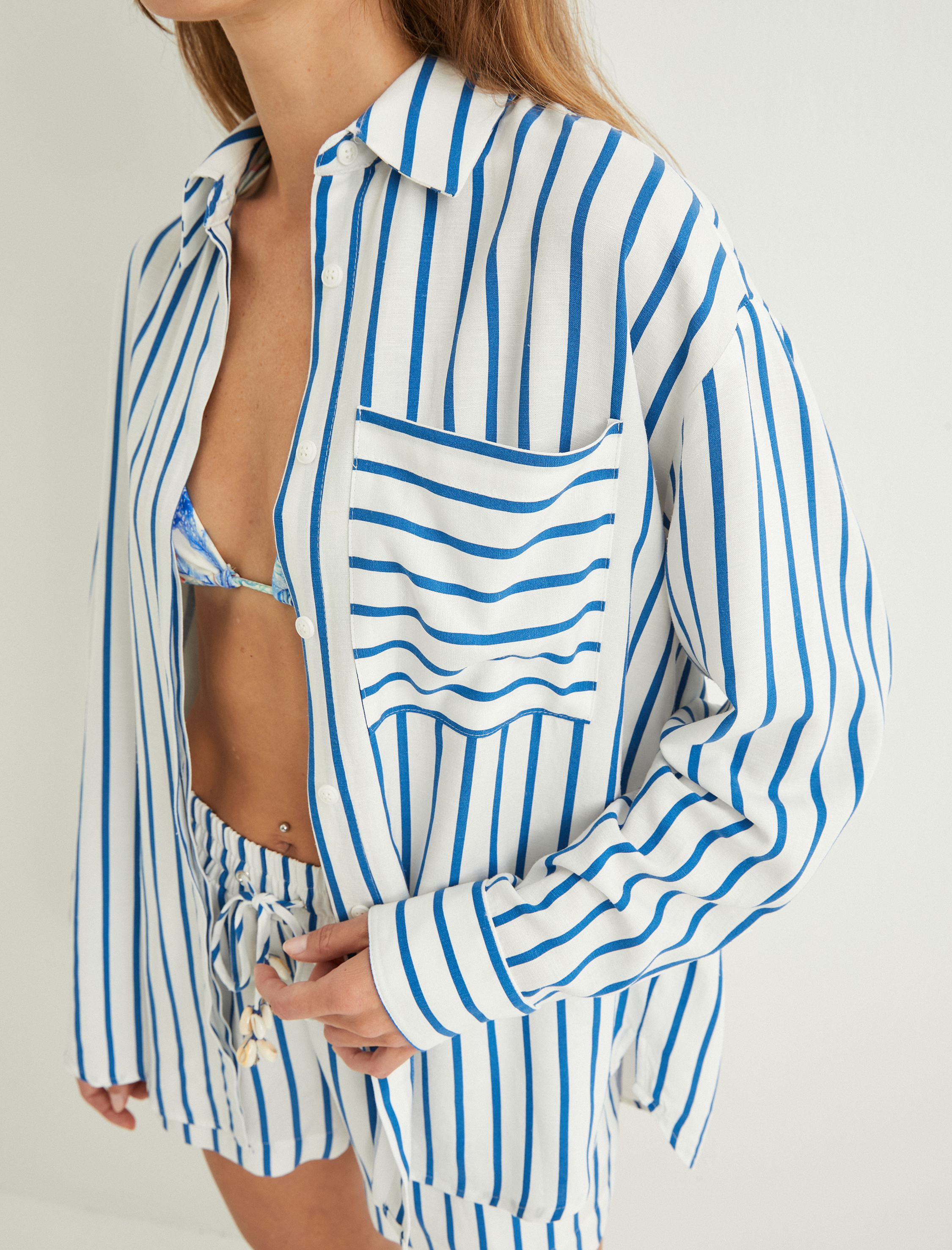   Koton X Şahika Ercümen - Keten Karışımlı Oversize Gömlek Uzun Kollu Cep Detaylı