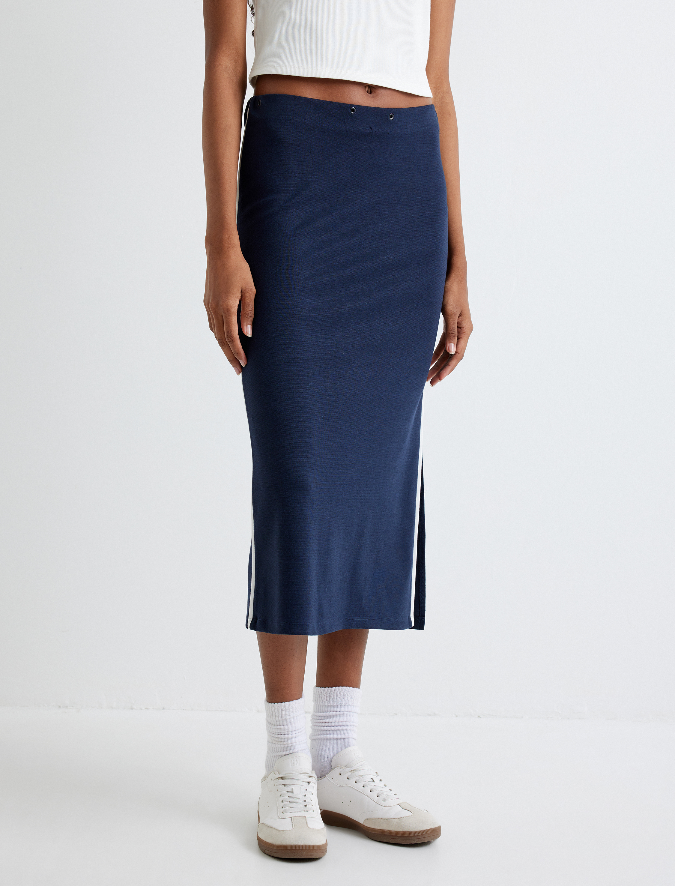   Yanları Şerit Detaylı Standart Bel Midi Boy Kalem Etek