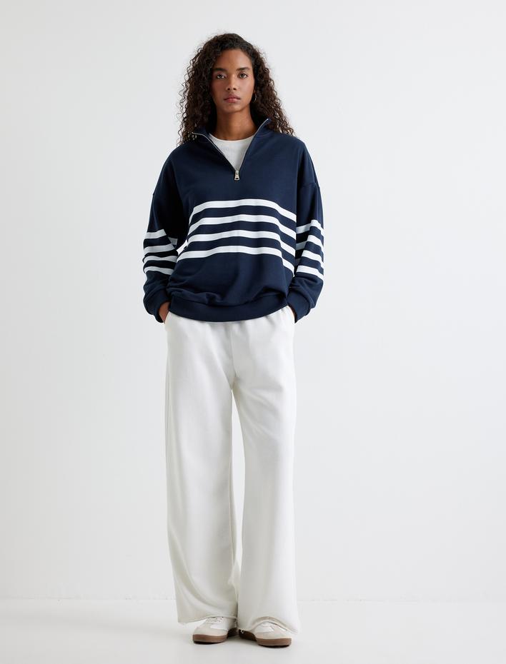  Dik Yaka Uzun Kollu Yarım Fermuarlı Oversize Sweatshirt