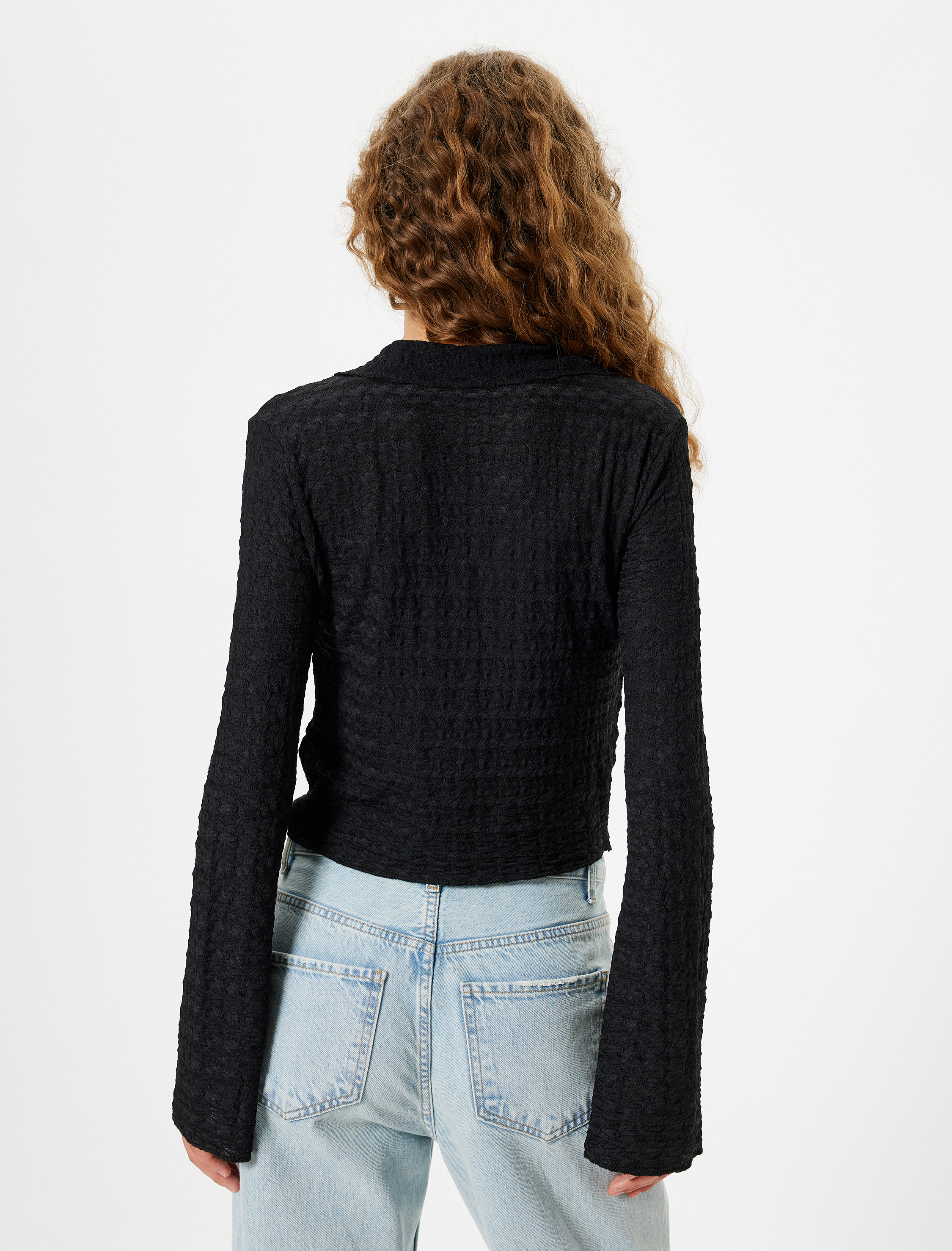   Uzun Kollu Dokulu Düğmeli Gömlek Yaka Tişört Bürümcük