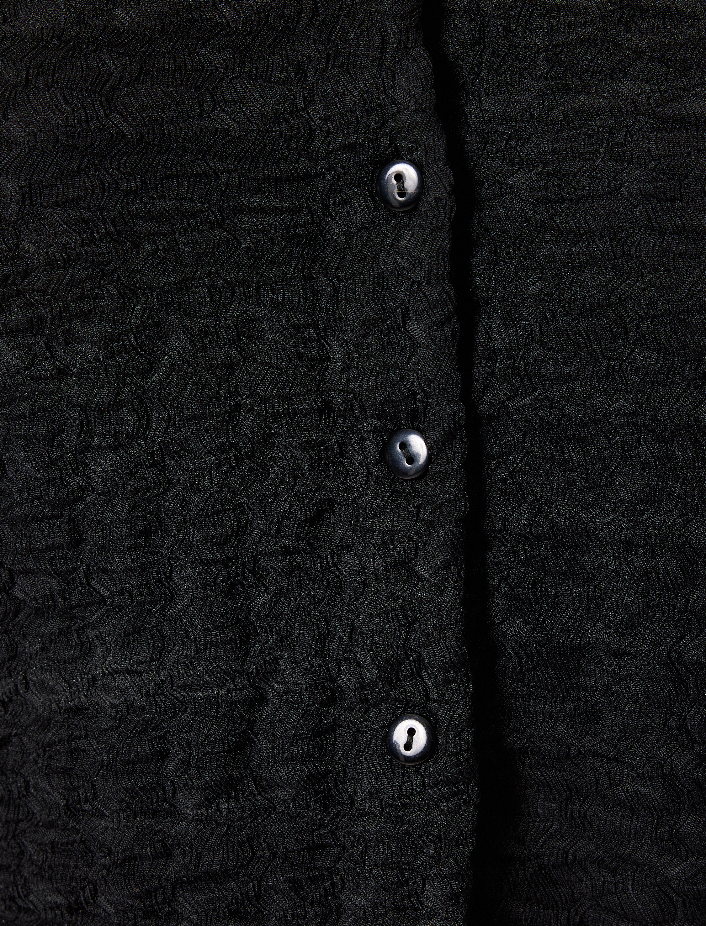   Uzun Kollu Dokulu Düğmeli Gömlek Yaka Tişört Bürümcük