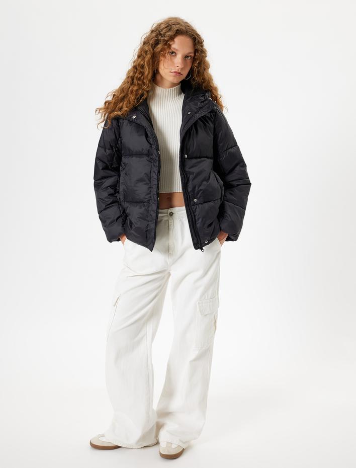  Şişme Mont Kapüşonlu Fermuarlı Cep Detaylı Çıtçıt Düğmeli