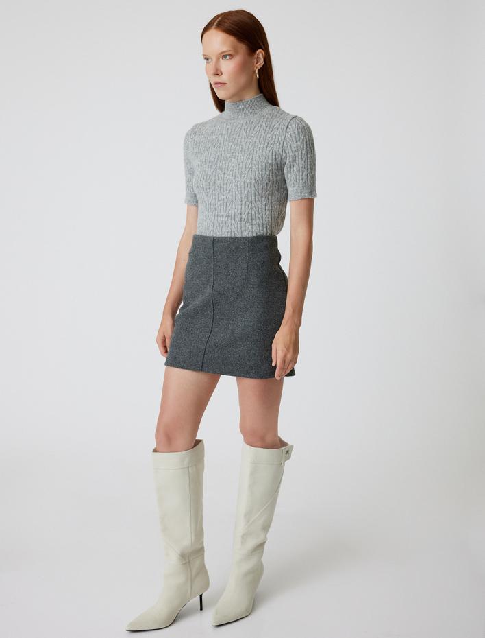  Kısa Kollu Triko Kazak Dik Yaka Yumuşak Dokulu