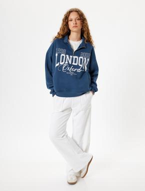 Yarım Fermuarlı Sweatshirt Oversize Kolej Baskılı Cep Detaylı_1