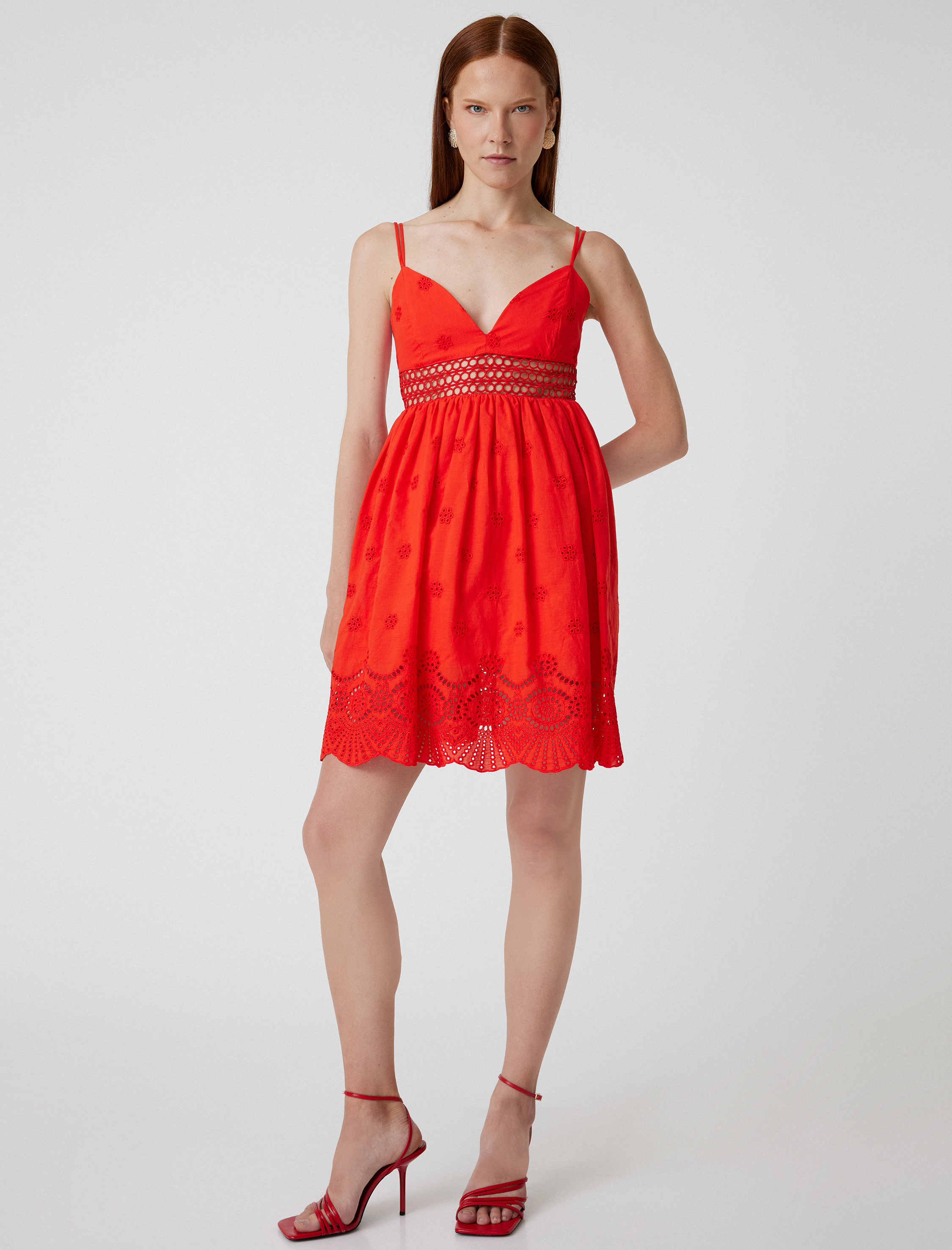 Koton X Sibil Çetinkaya - Mini Fisto Elbise Askılı Kalp Yaka A Kesim Astarlı