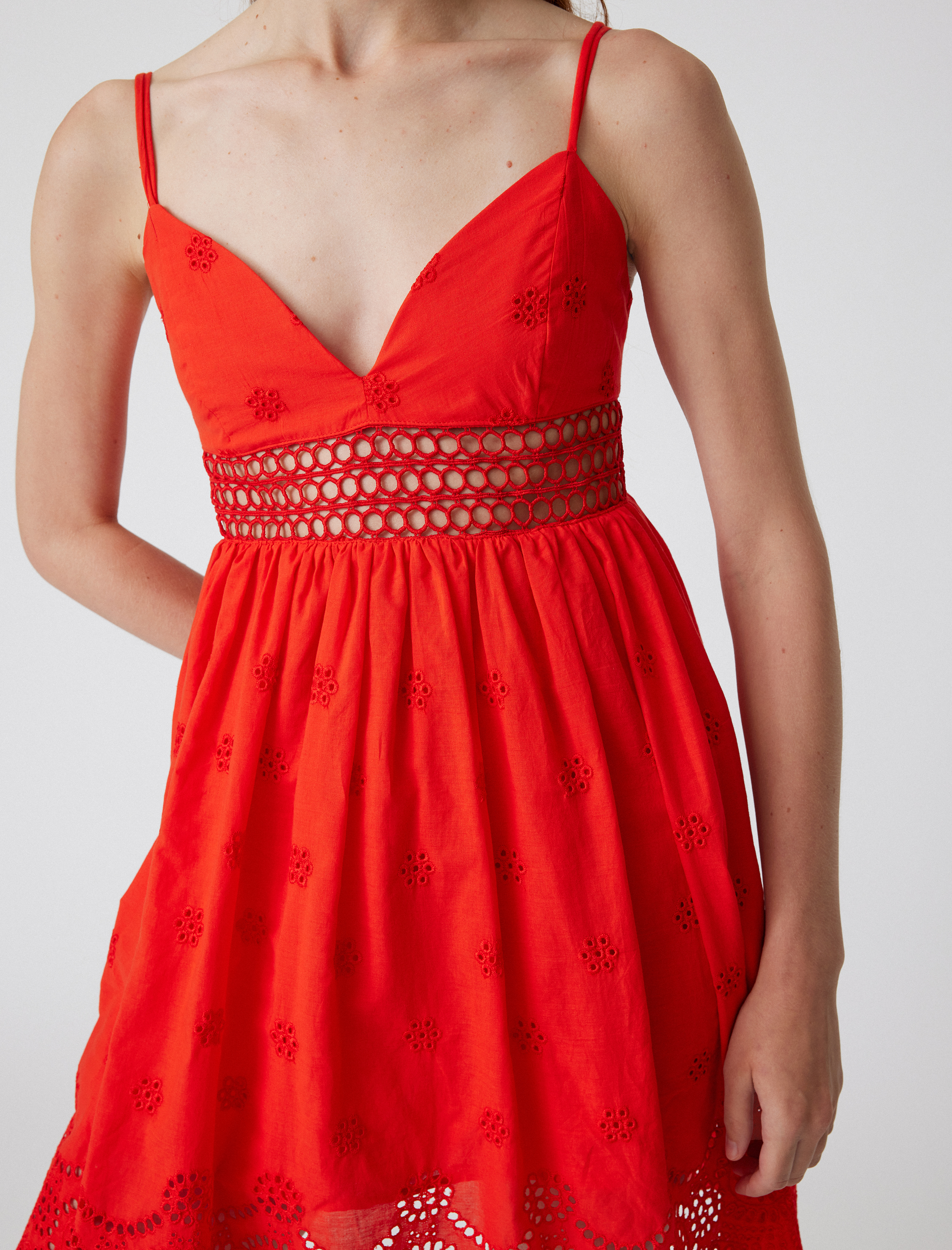 Koton X Sibil Çetinkaya - Mini Fisto Elbise Askılı Kalp Yaka A Kesim Astarlı