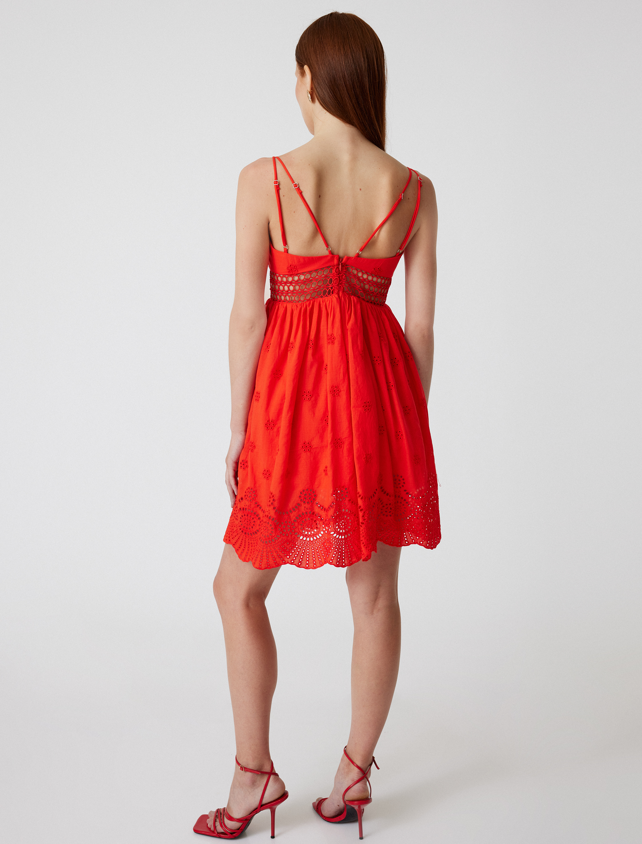 Koton X Sibil Çetinkaya - Mini Fisto Elbise Askılı Kalp Yaka A Kesim Astarlı