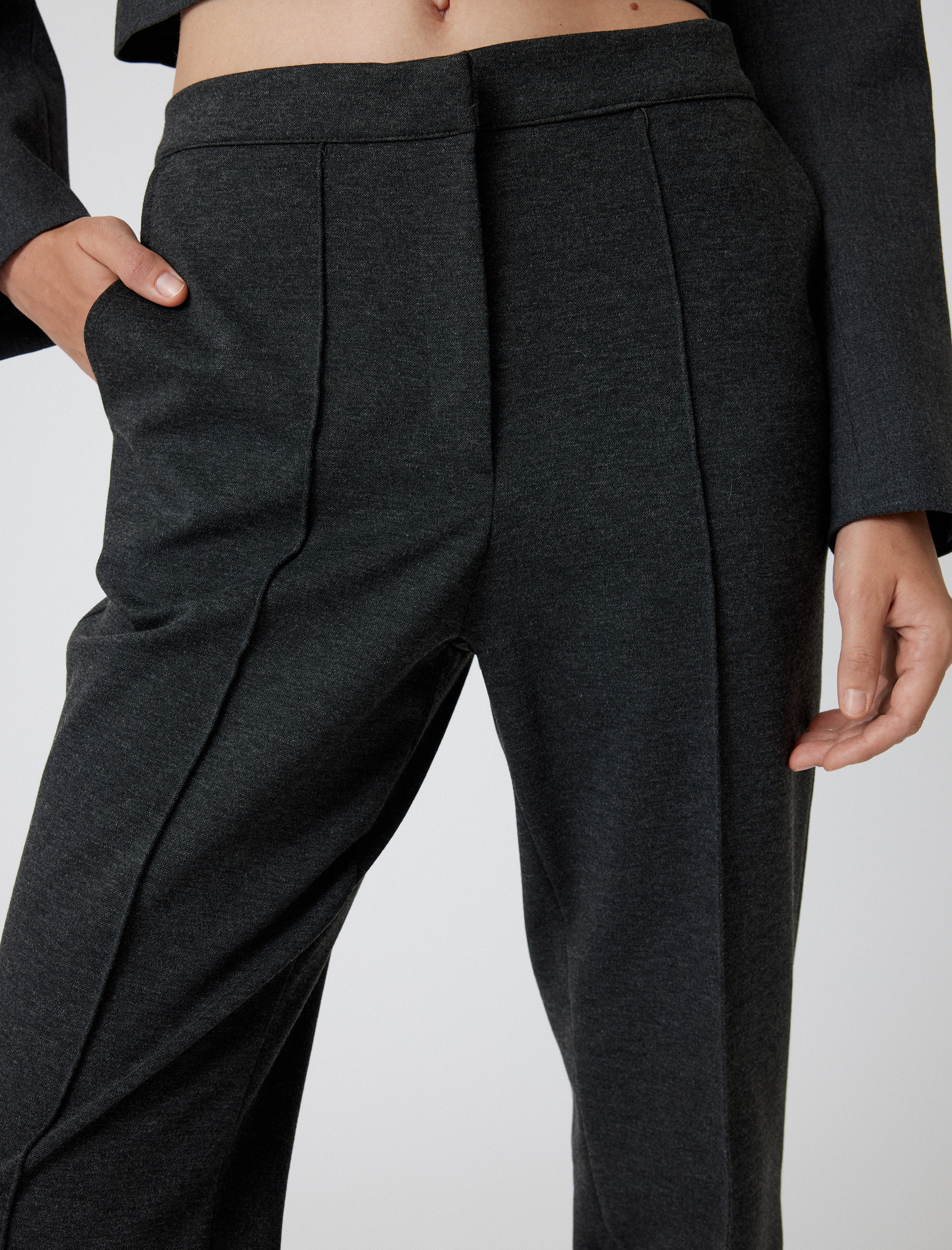   Nervürlü Cepli Standart Bel Havuç Kesim Pantolon