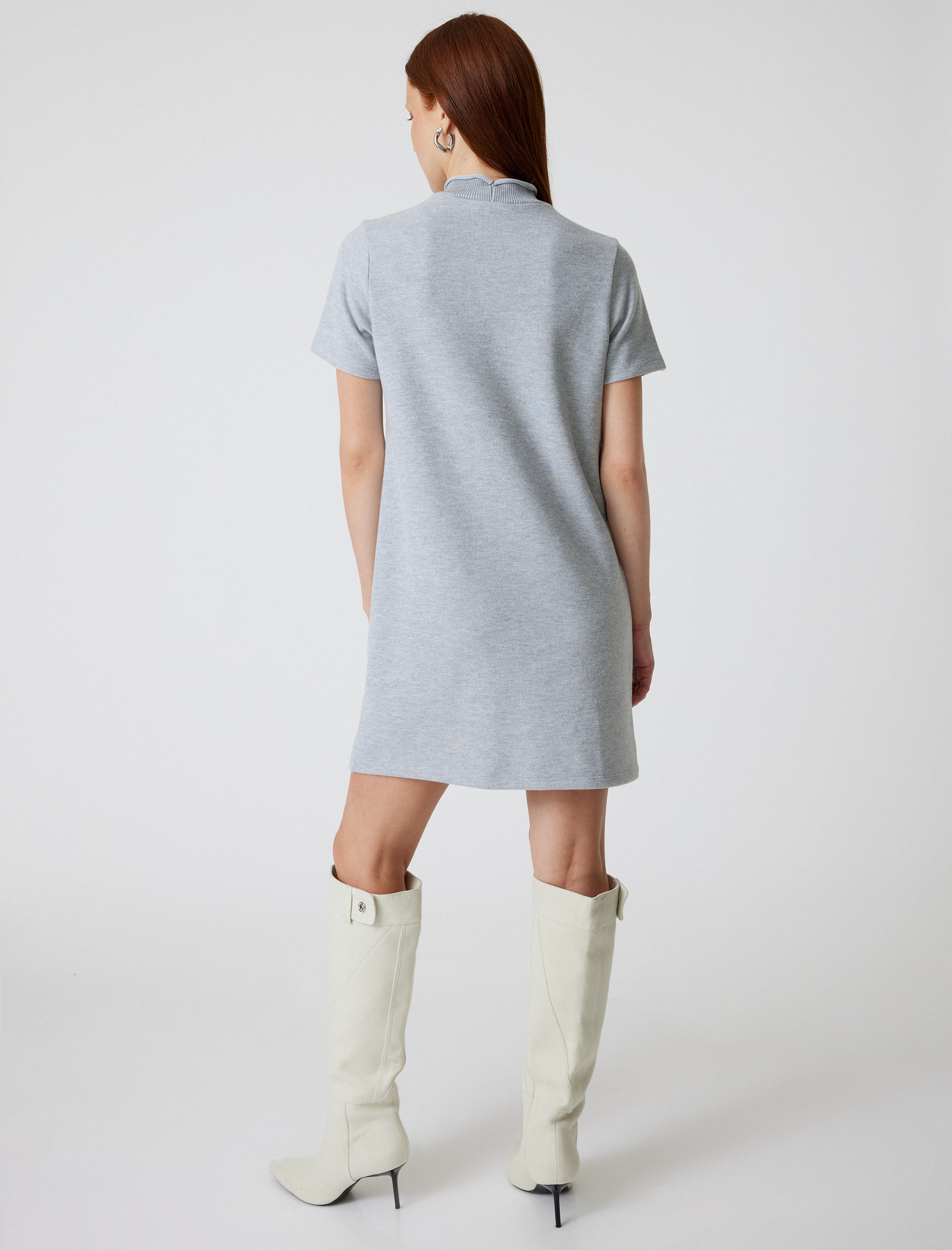 Mini Elbise Kısa Kollu Dik Yaka Slim Fit