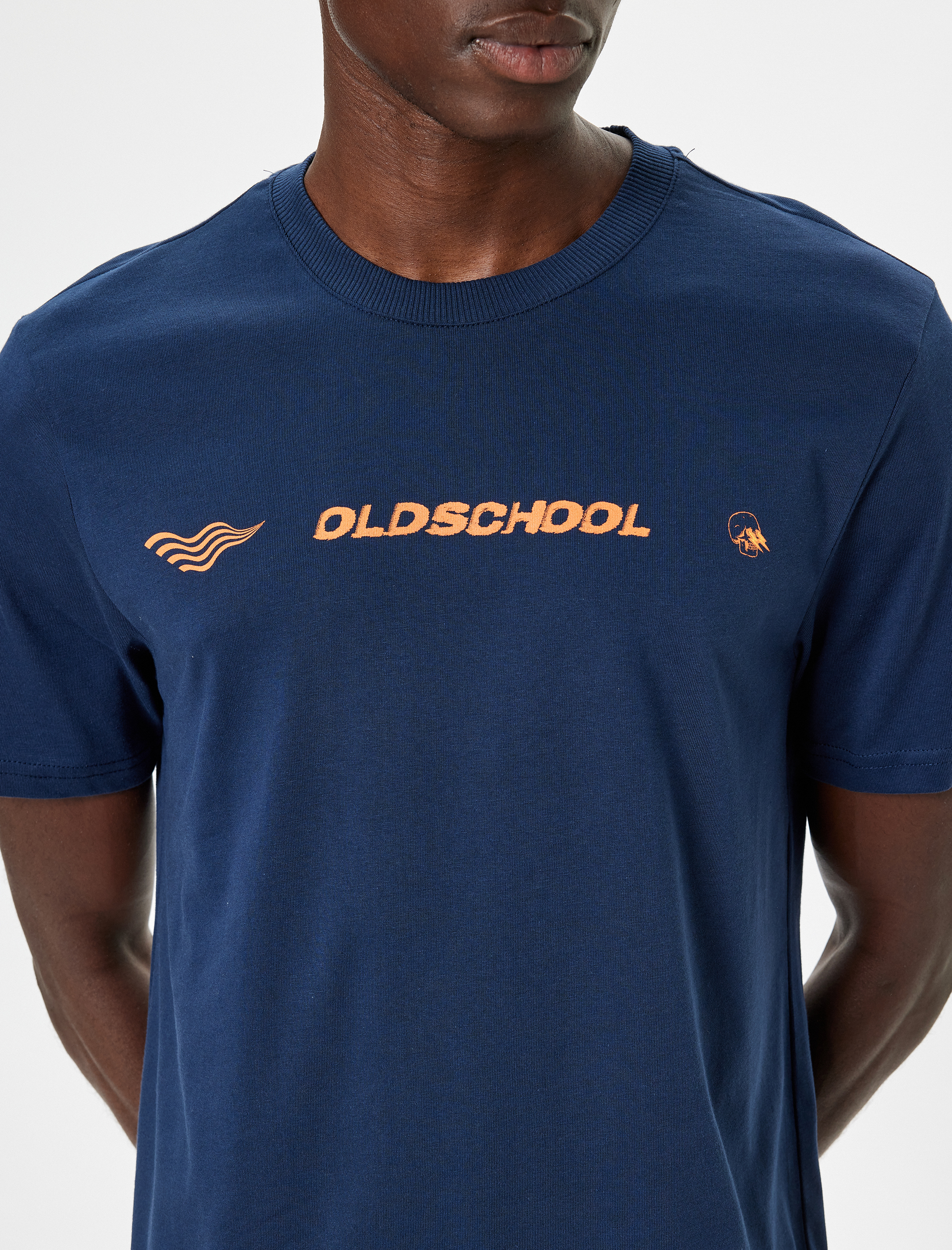   Bisiklet Yaka Kısa Kollu Basic Pamuklu Slogan Baskılı Tişört