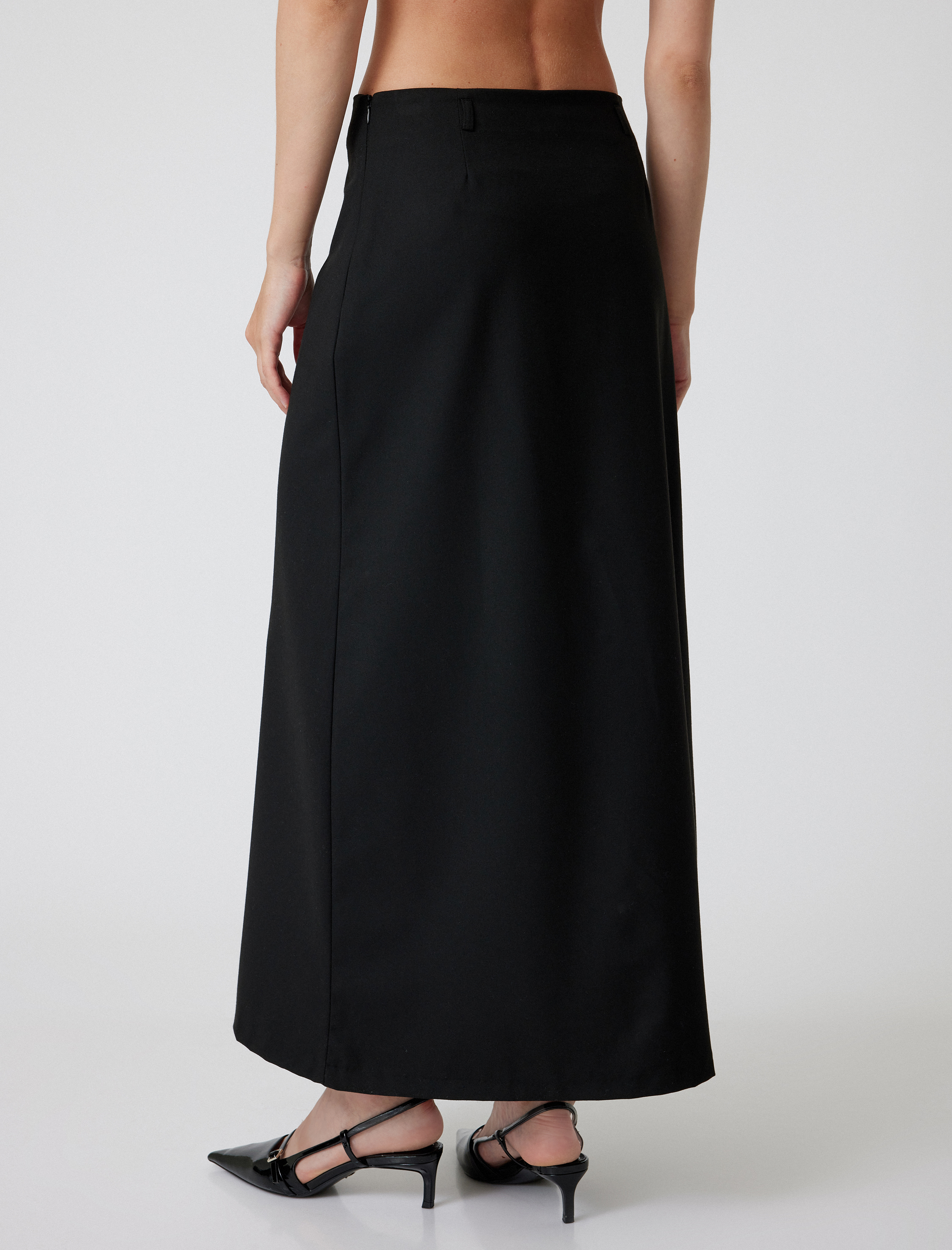   Uzun Kalem Etek Kemer Detaylı Rahat Kalıp Standart Bel