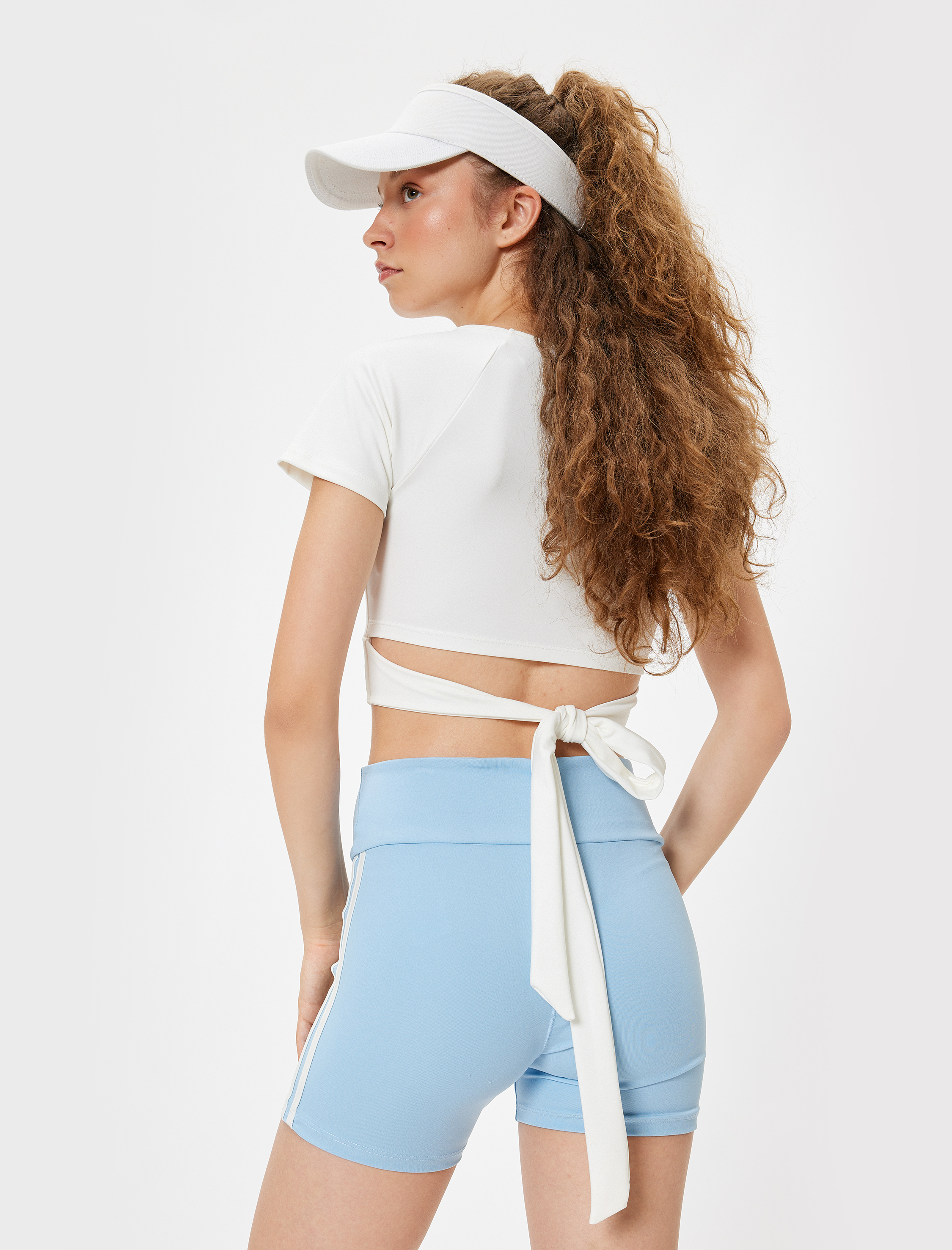   Spor Crop Tişört Bağlama Detaylı Slim Fit Bisiklet Yaka İnterlok