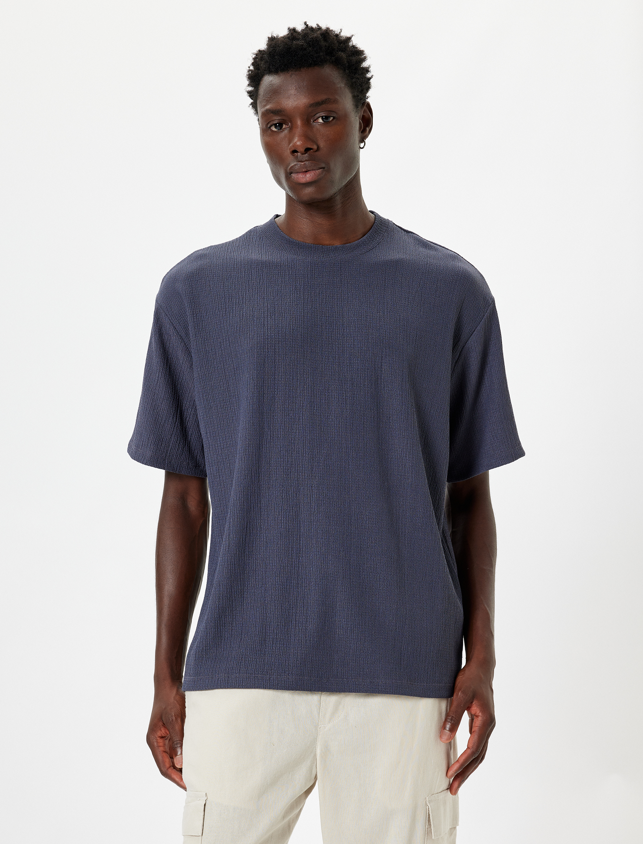   Oversize Dokulu Bisiklet Yaka Kısa Kollu Tişört